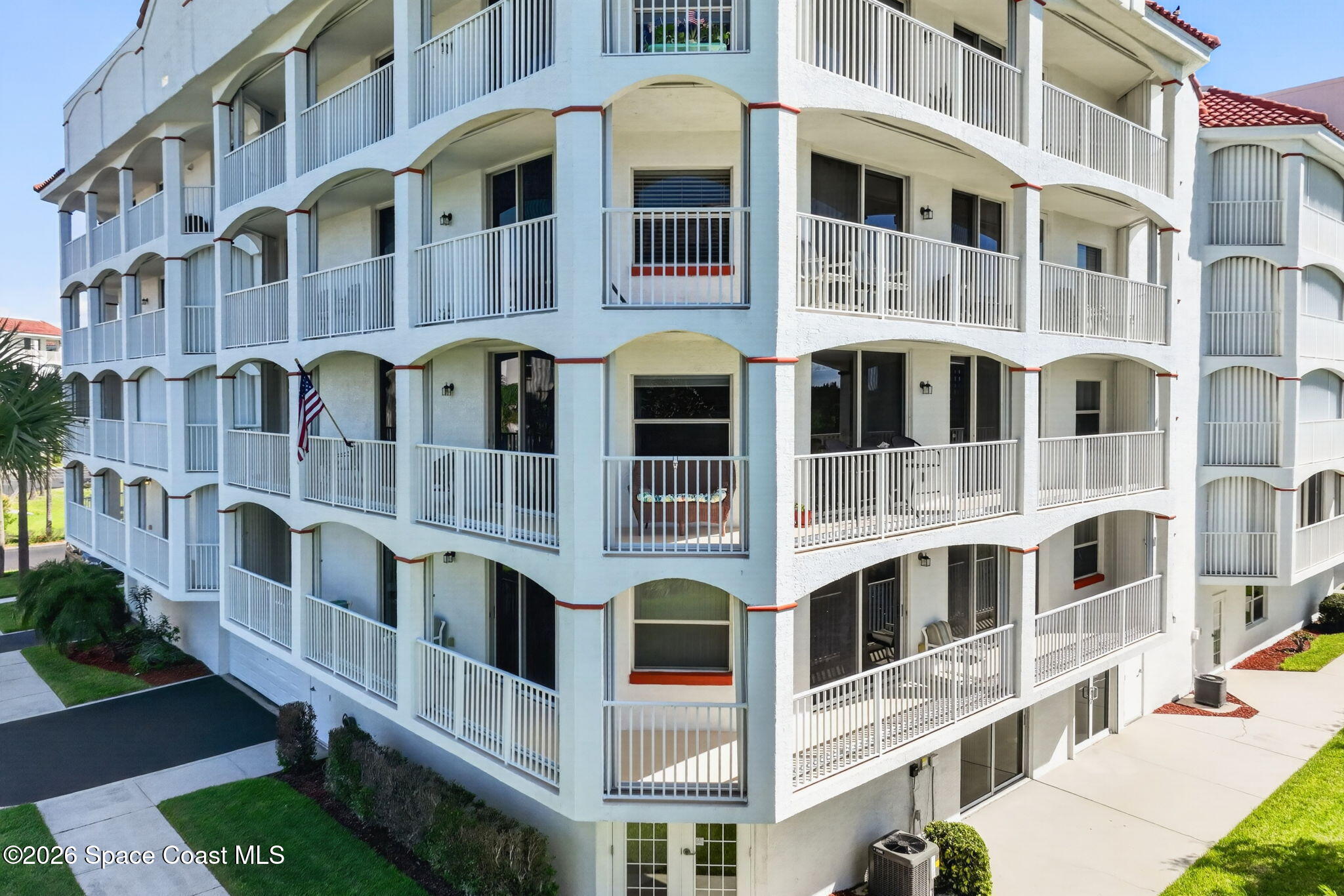 8903 Laguna Lane 301