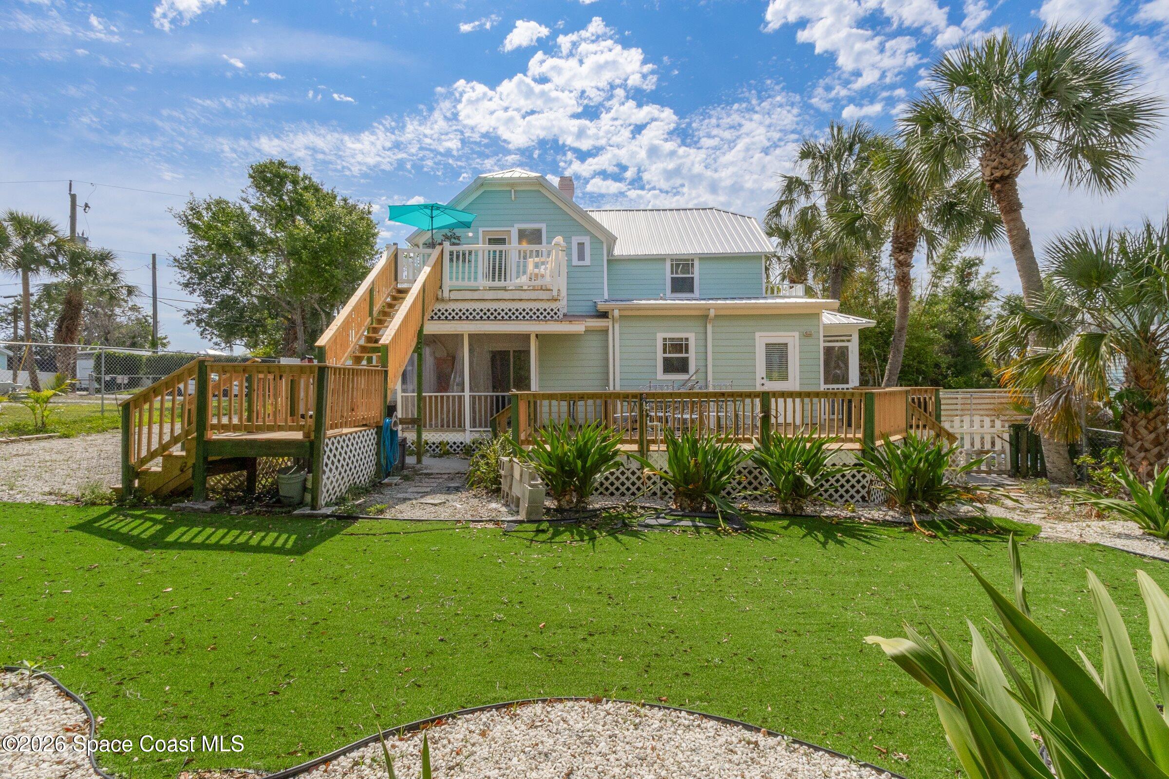 1102 Hyde Park Lane