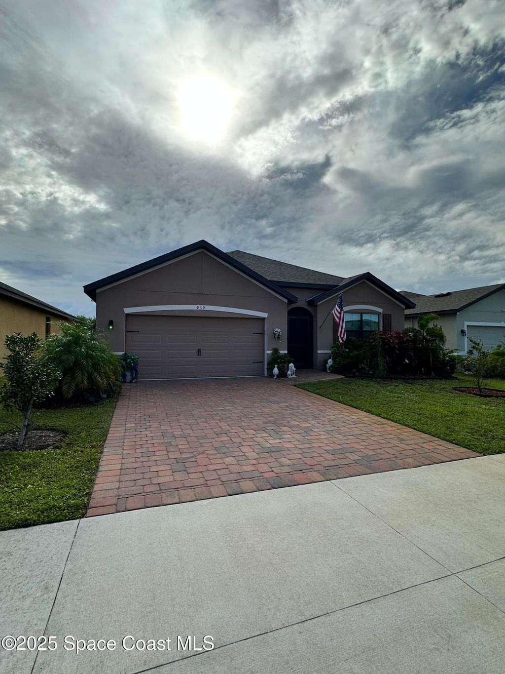 Photo of 939 Remington Green Drive SE, Palm Bay, FL 32909 (MLS # 1057224)
