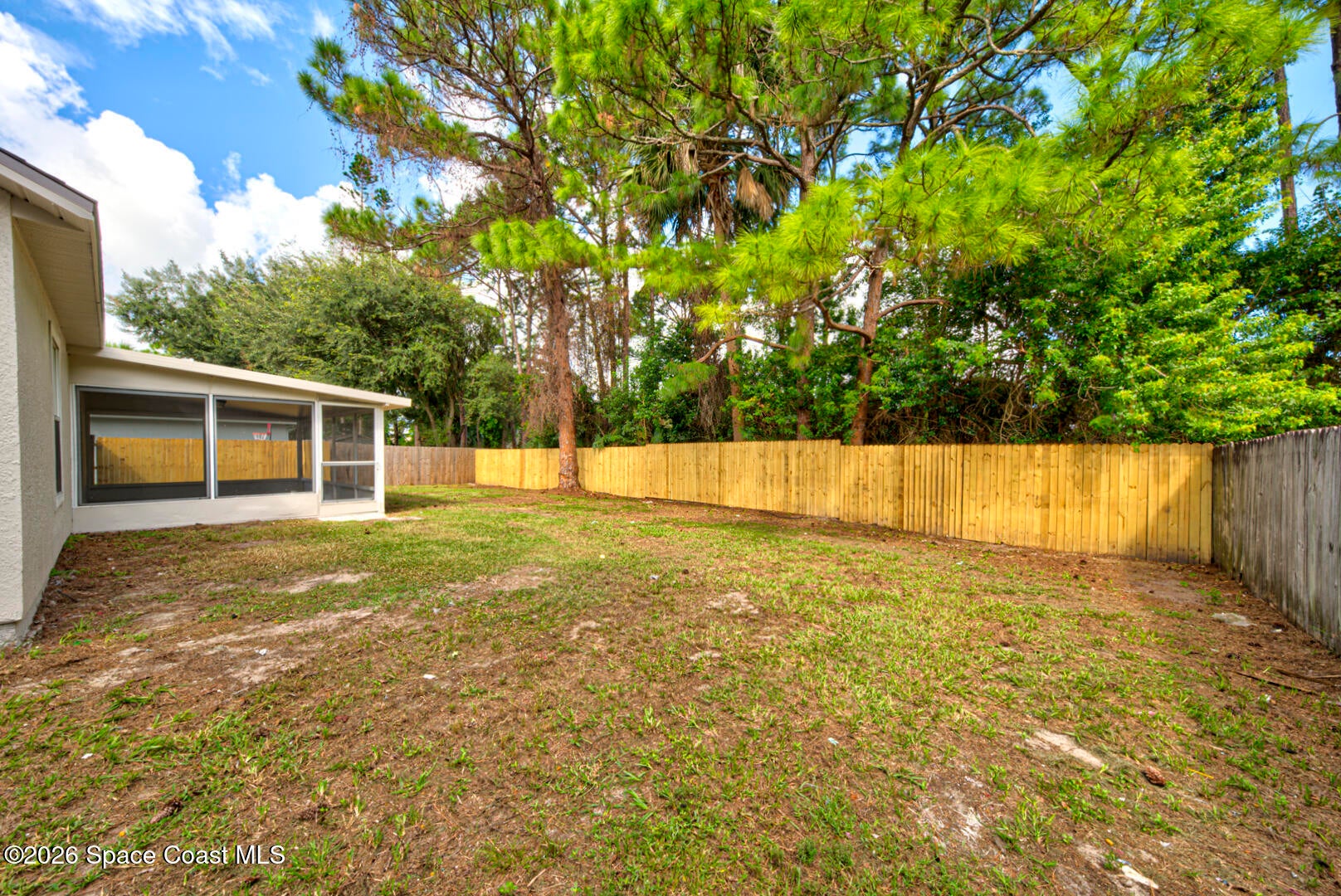 4680 Greenhill Street