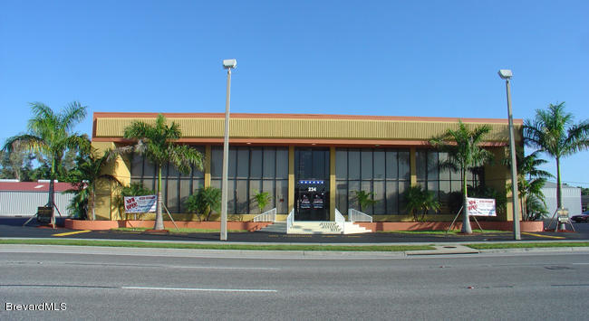 234 E Merritt Island Causeway