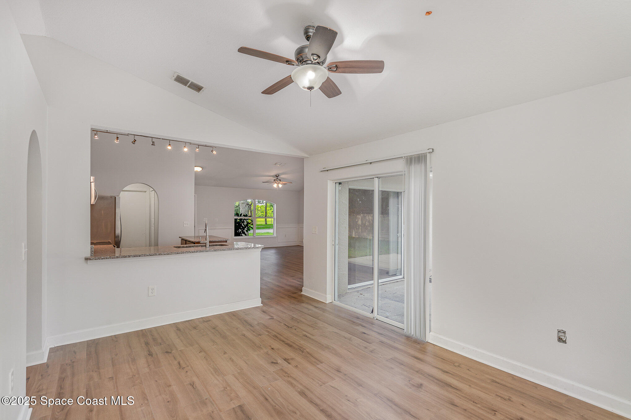2143 Lansing Street