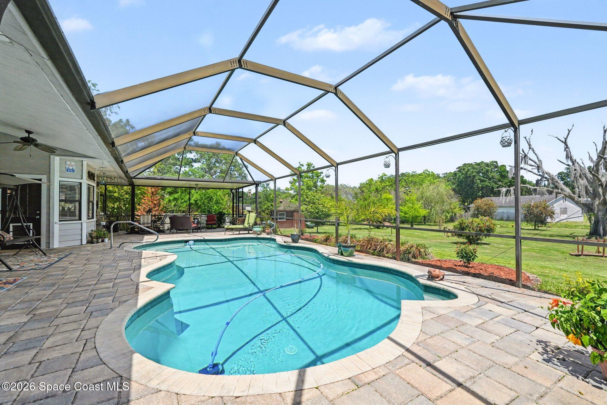 1205 War Eagle Boulevard