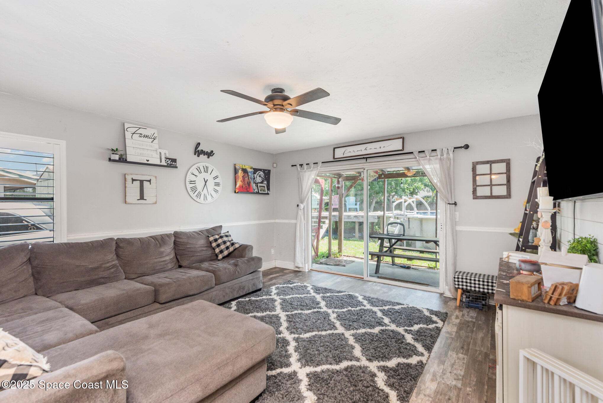 958 Beaumont Lane