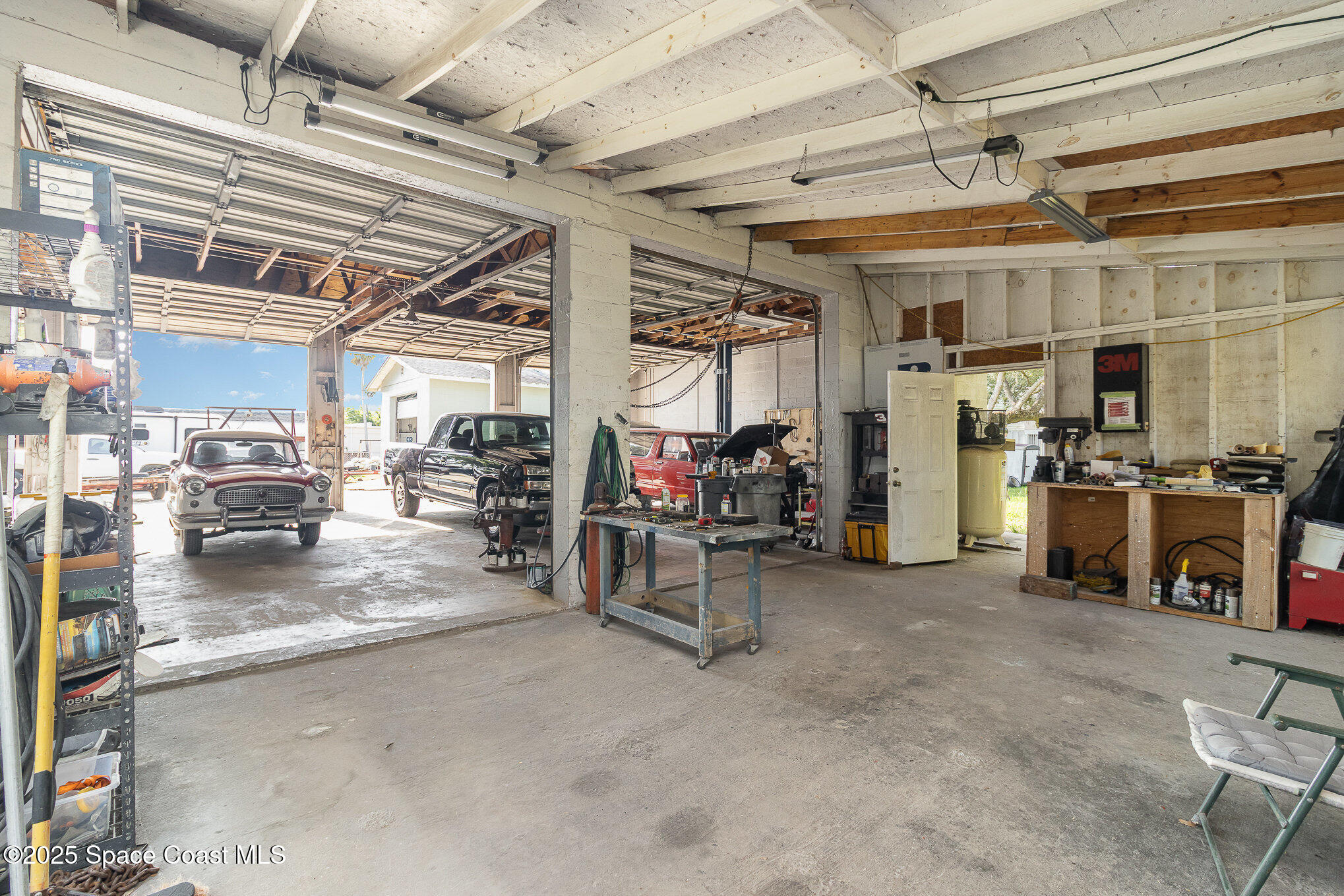 425 Coleman Street