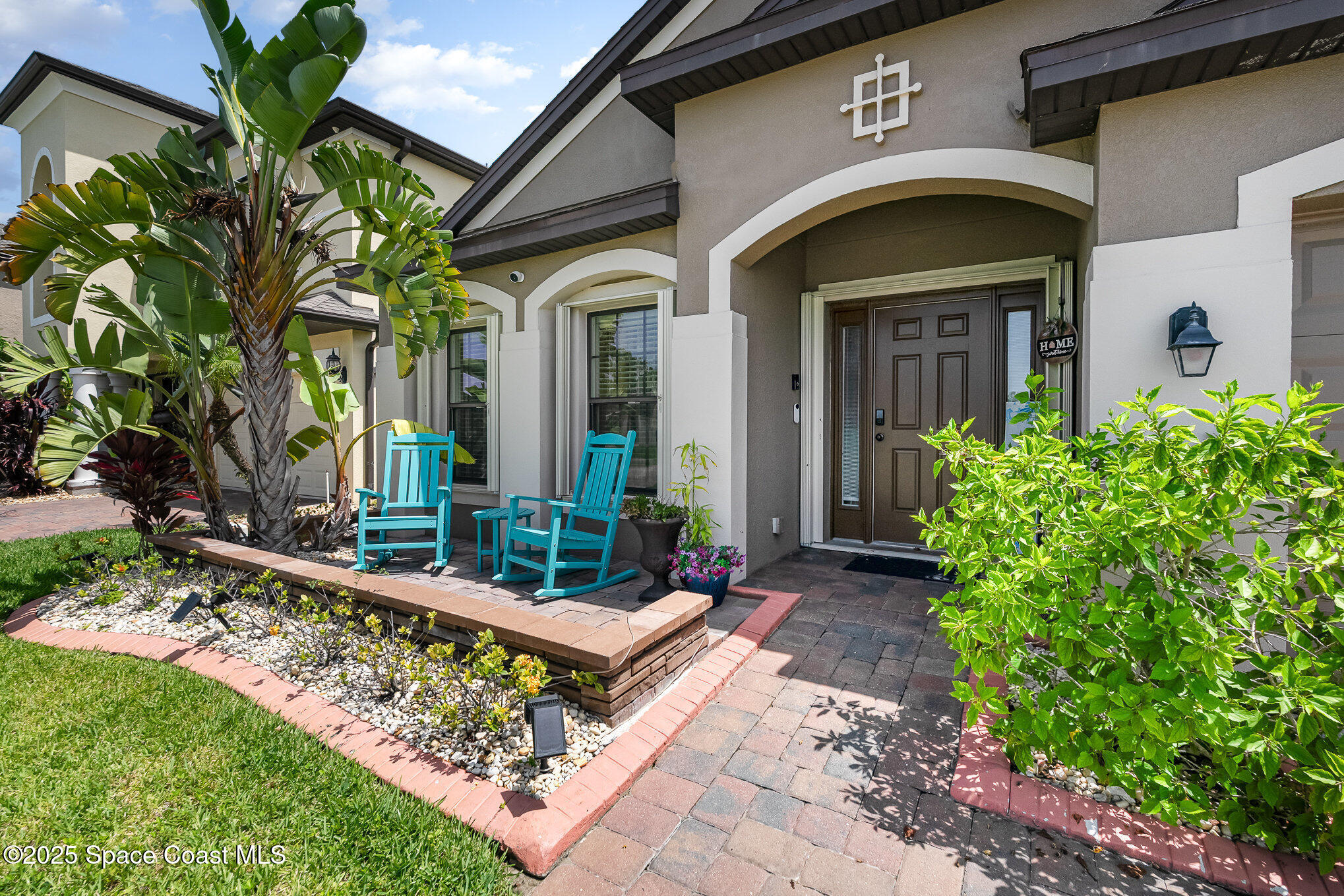 993 Musgrass Circle