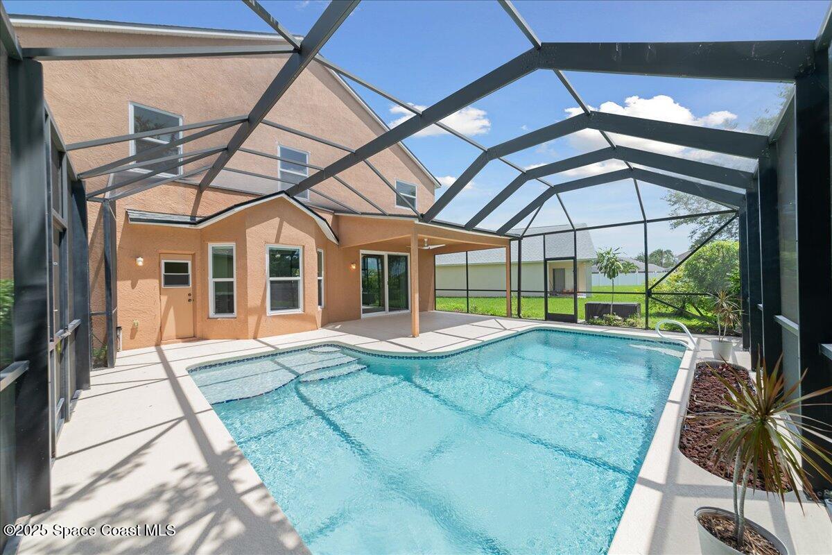 284 Sedgewood Circle