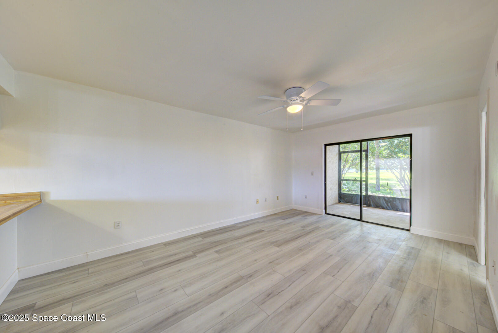 515 Landings Way 77