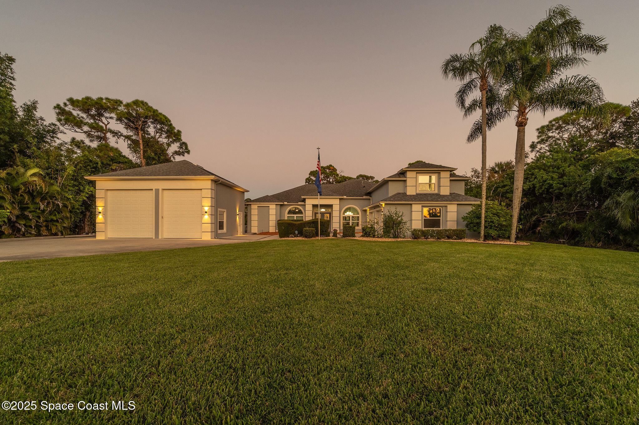 5115 Wildwood Avenue