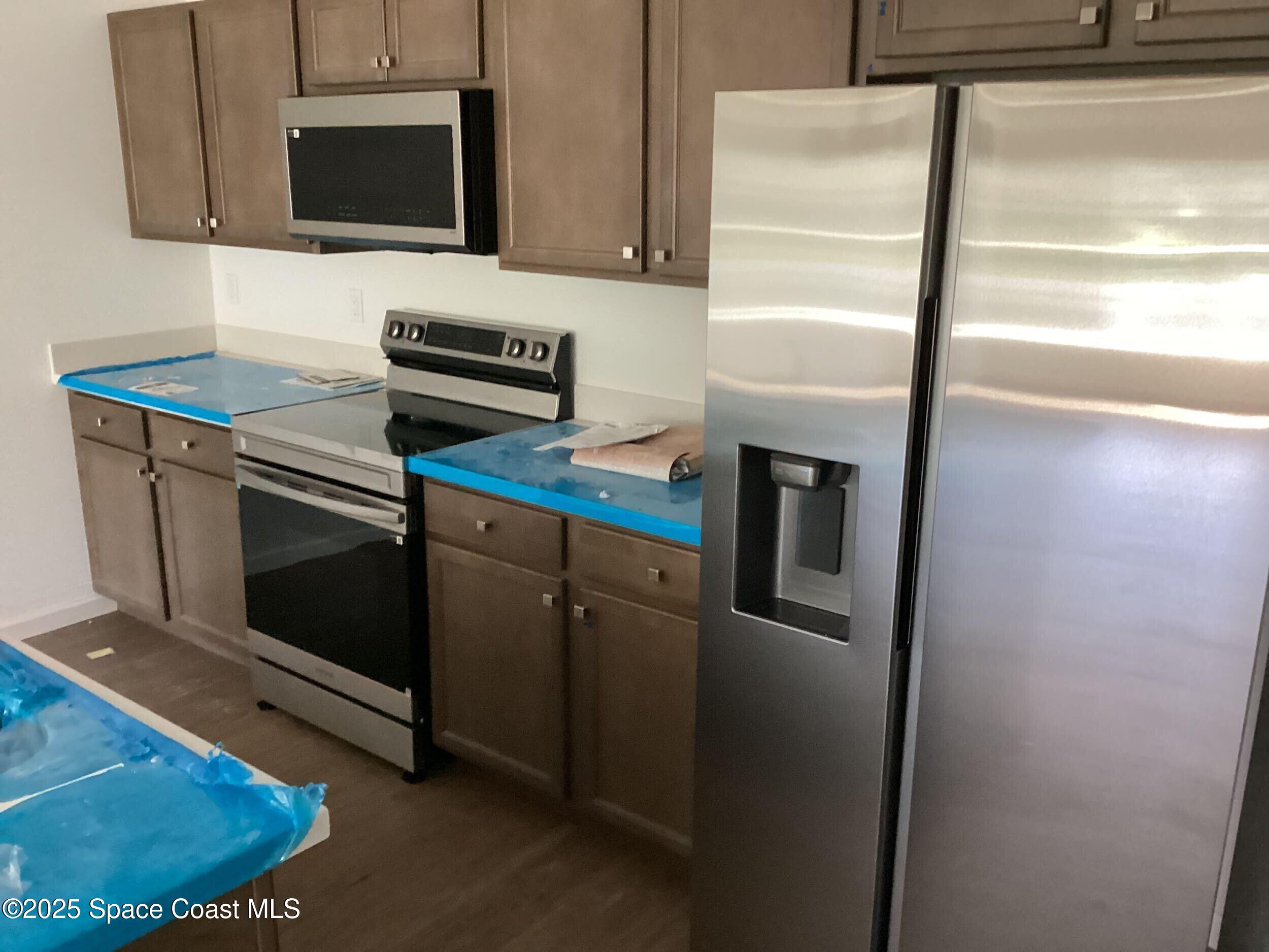 125 Admiral Circle