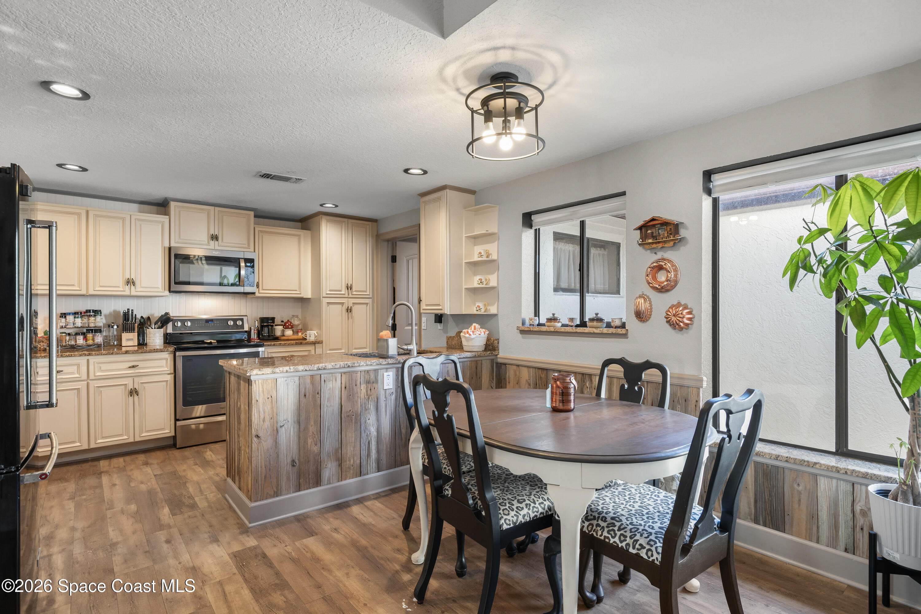 210 Parkside Place 210