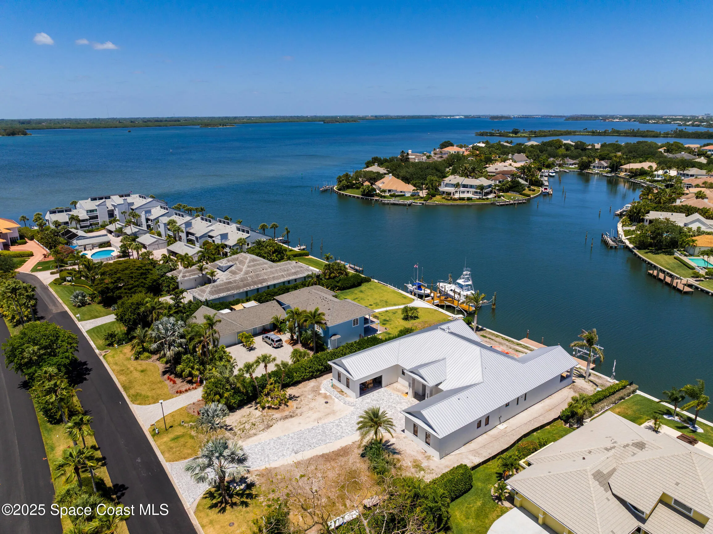 Vero Beach, Florida 32963, United States, 4 Bedrooms Bedrooms, ,5 BathroomsBathrooms,Residential,Coming Soon,128213