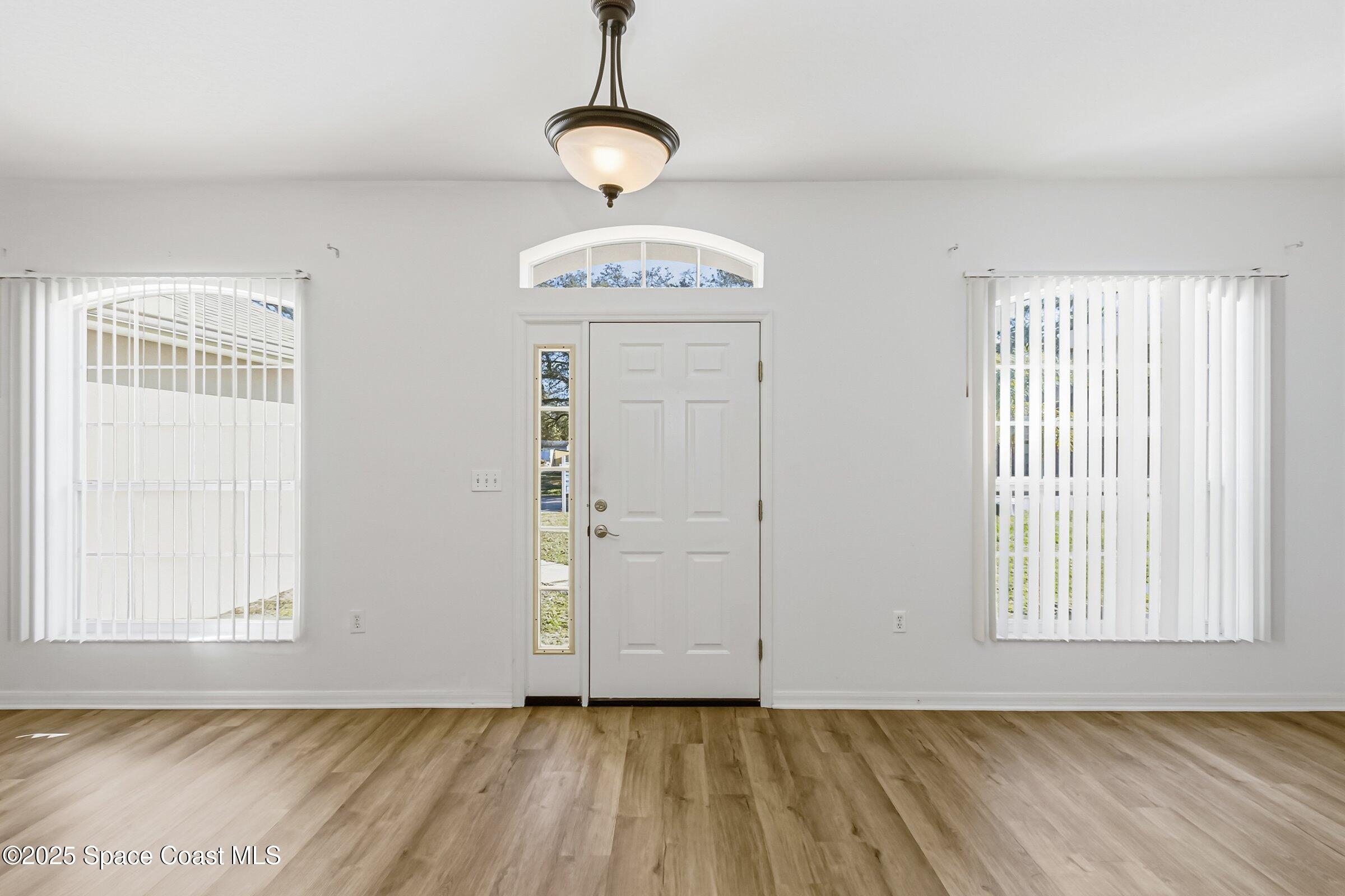 152 Greenbrier Avenue NW