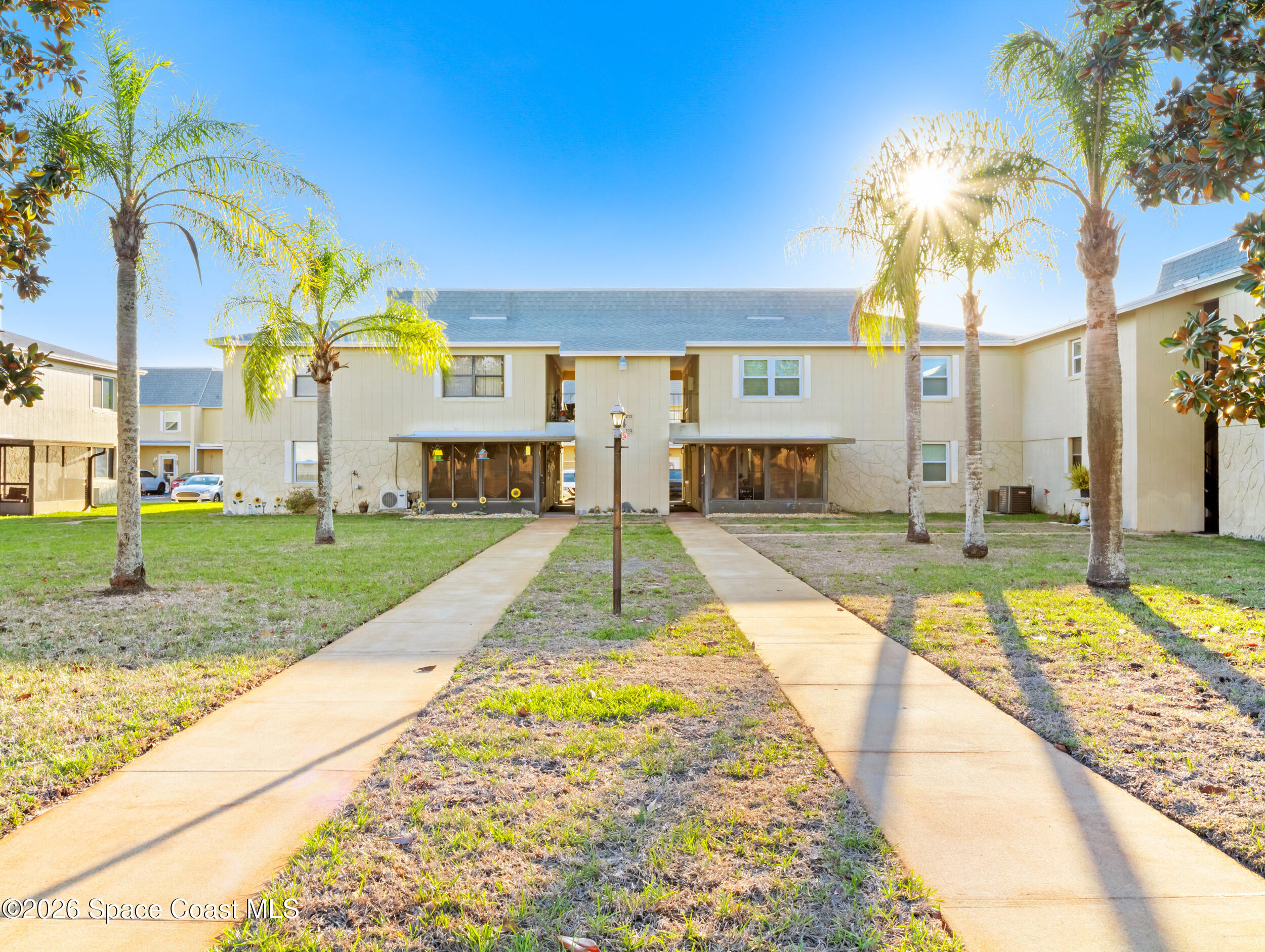 4304 London Town Road C112