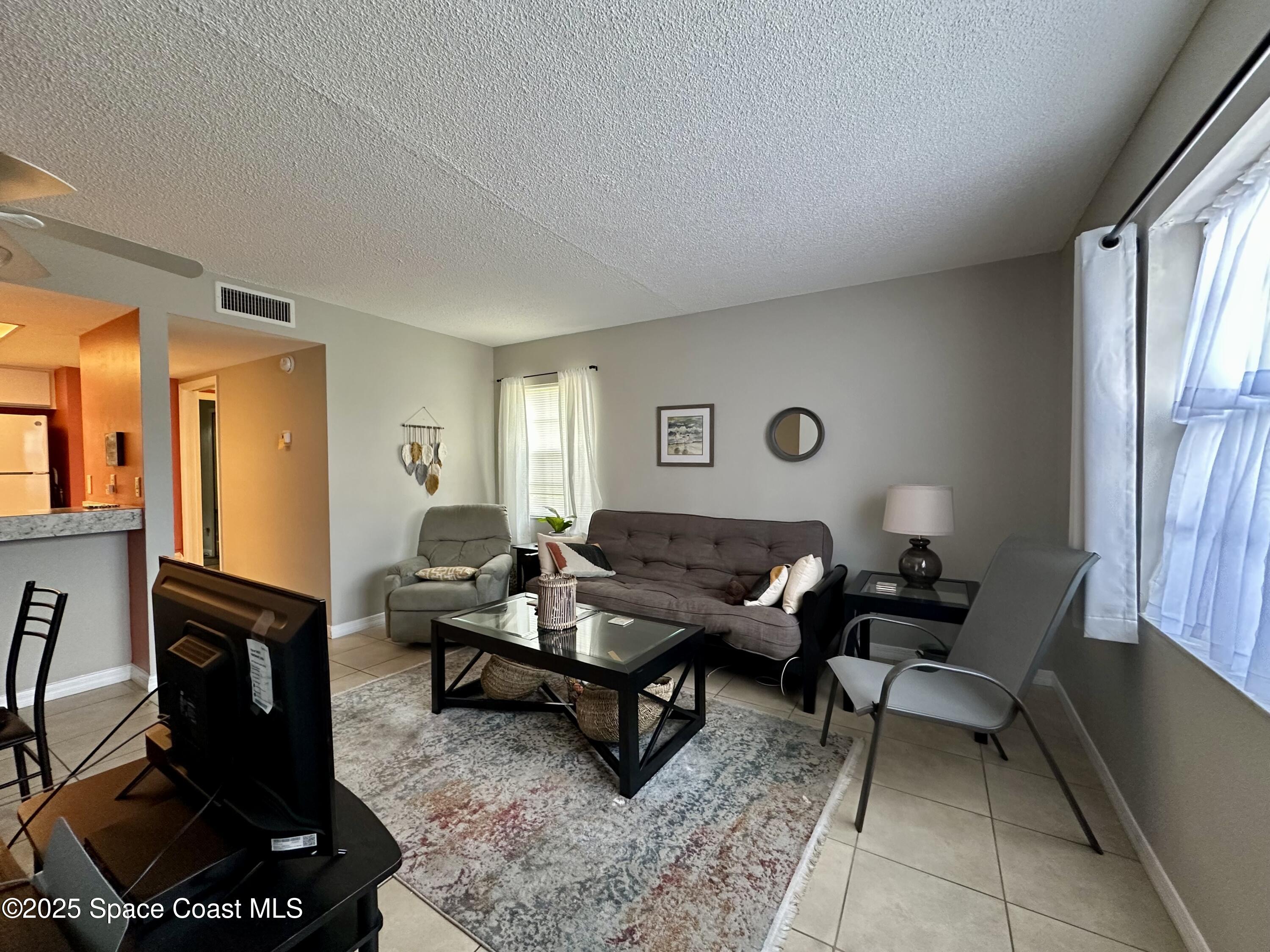 2978 Sir Hamilton Circle 7