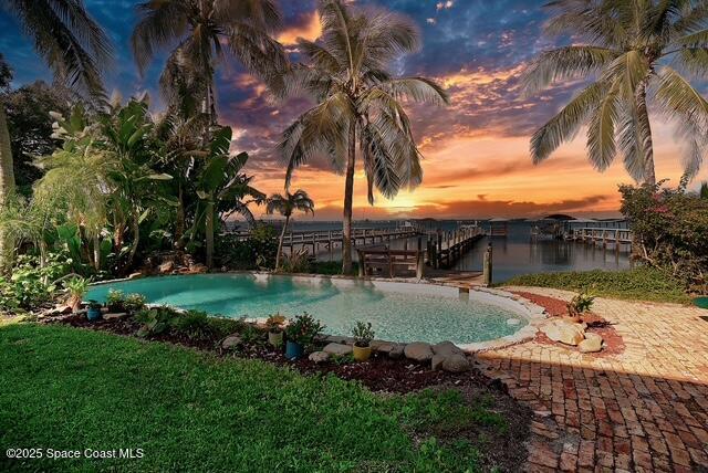 5930 Riverside Drive