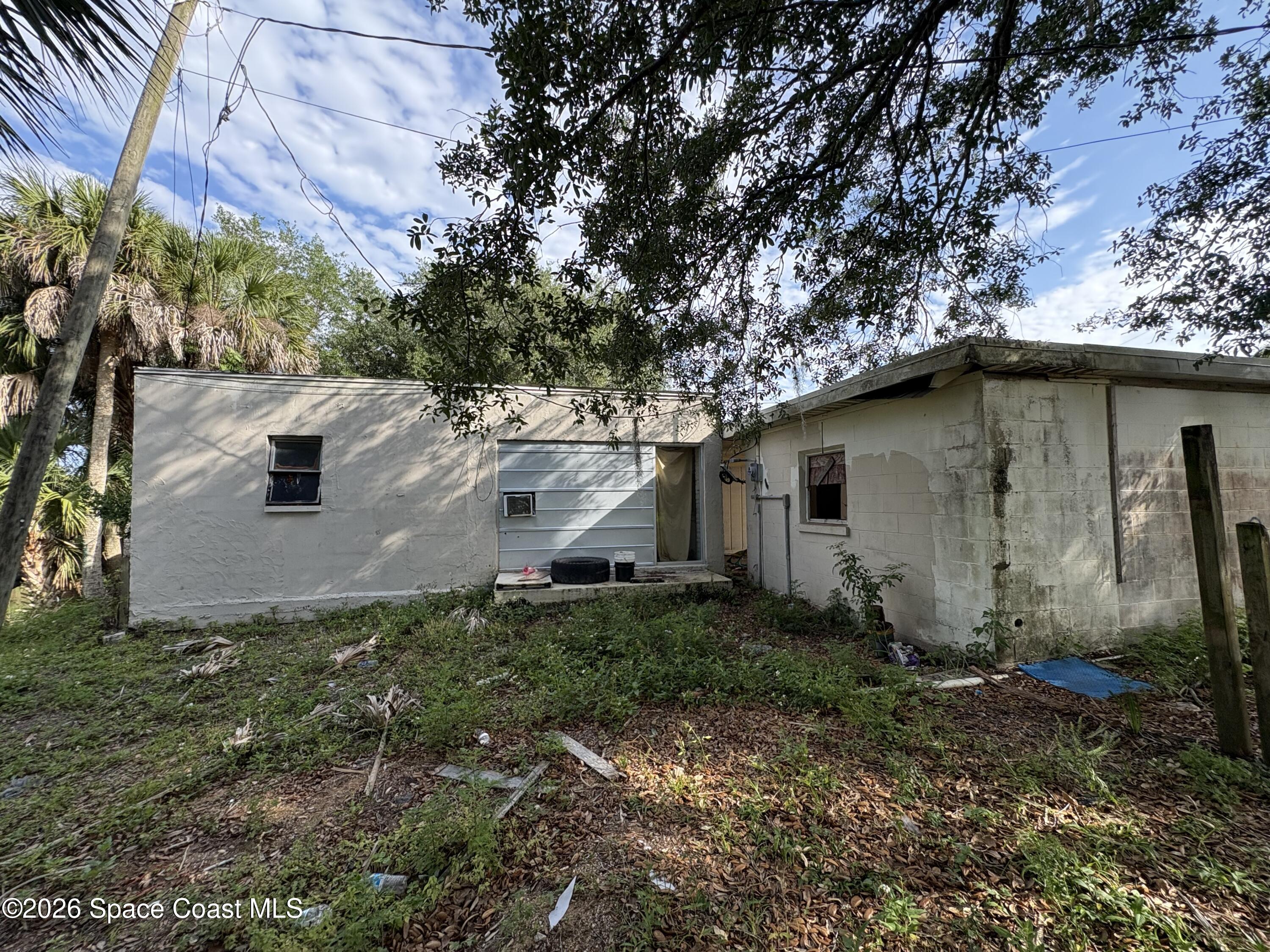 6995 Ash Court