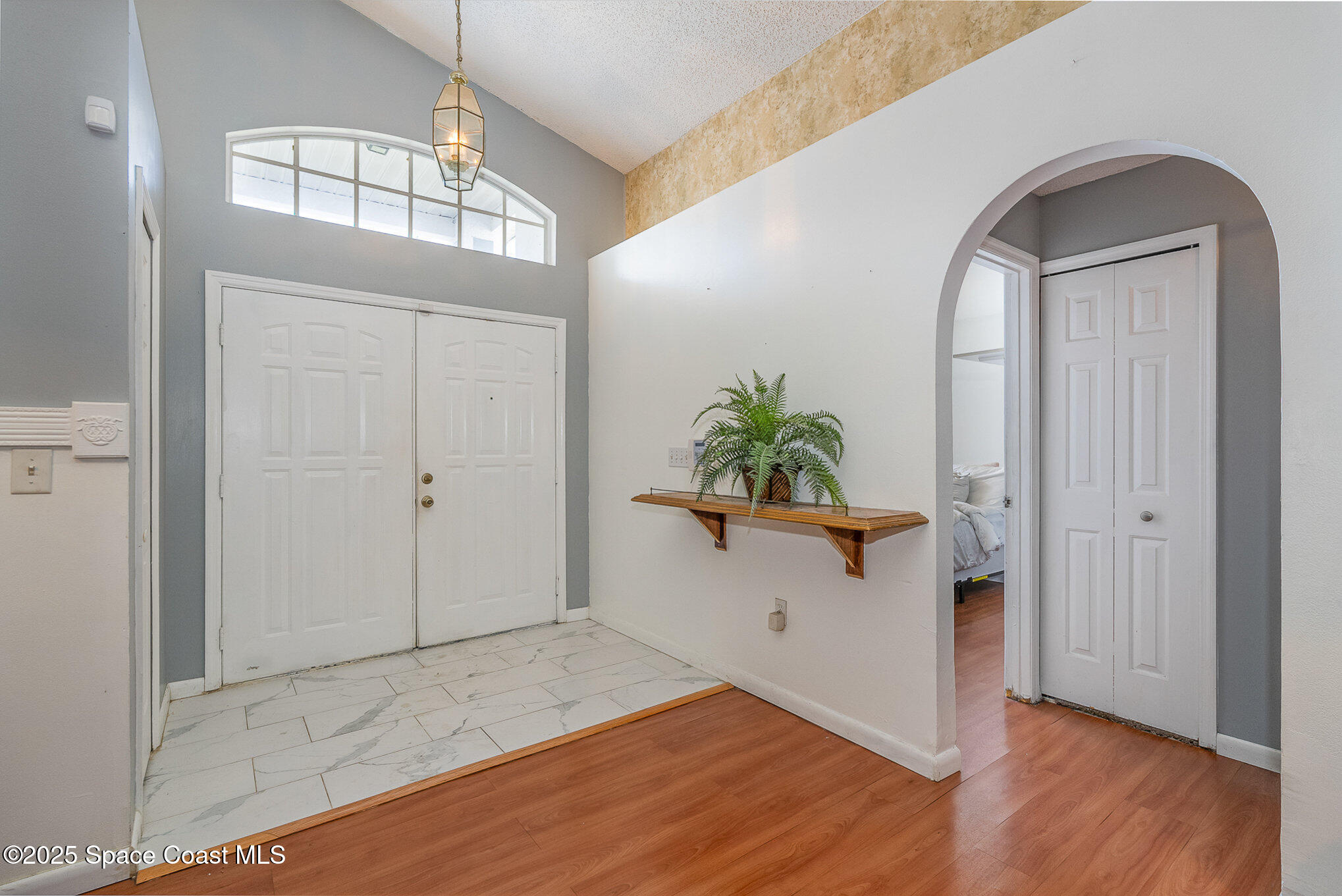 6682 Fawn Ridge Drive