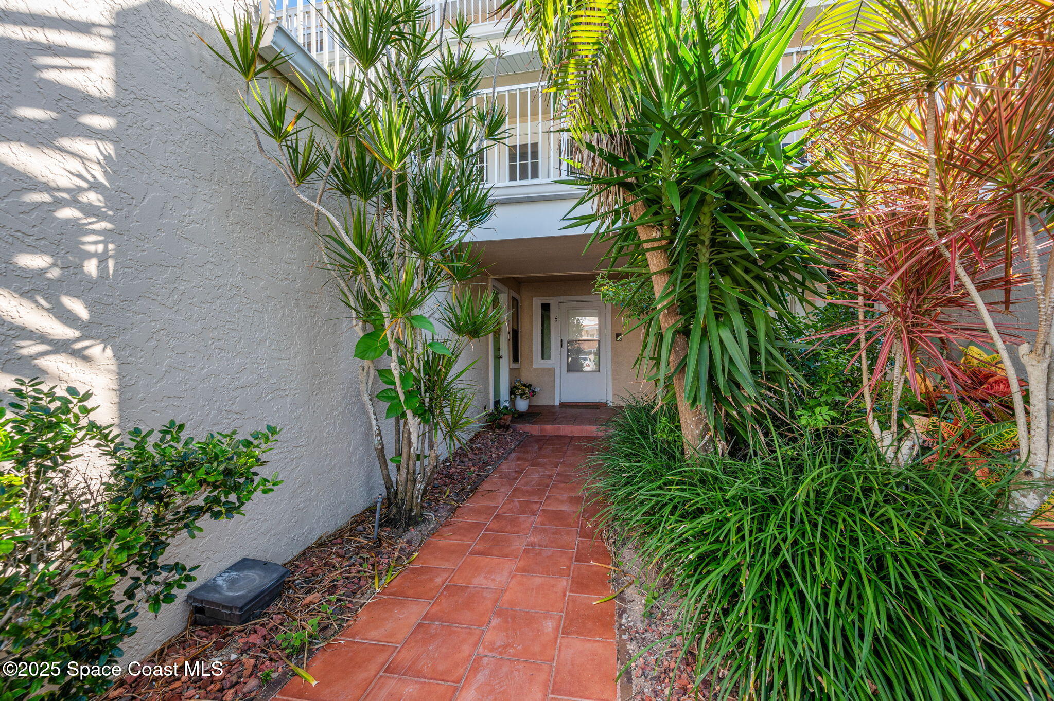 105 La Costa Street 5c