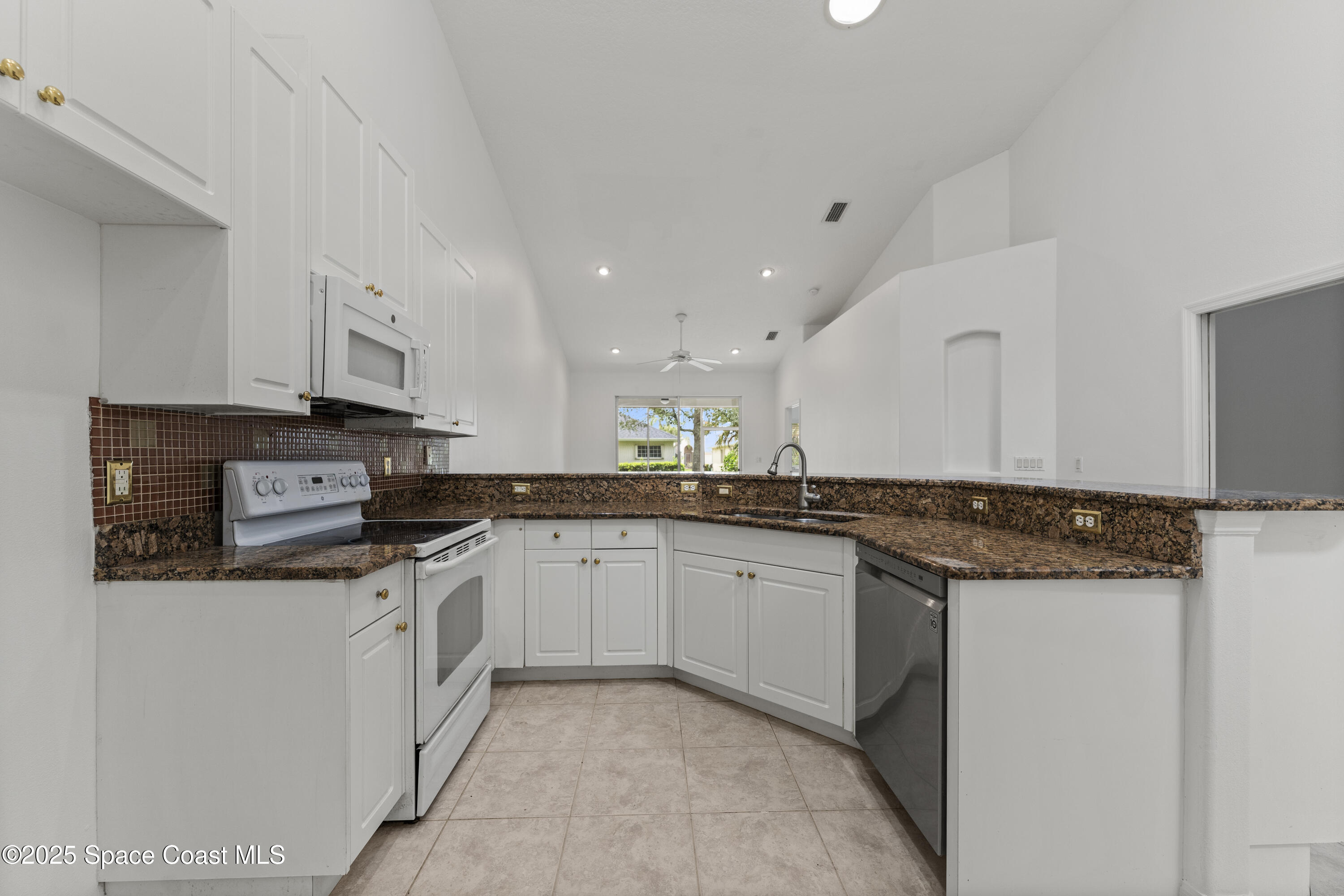 2975 Savoy Drive