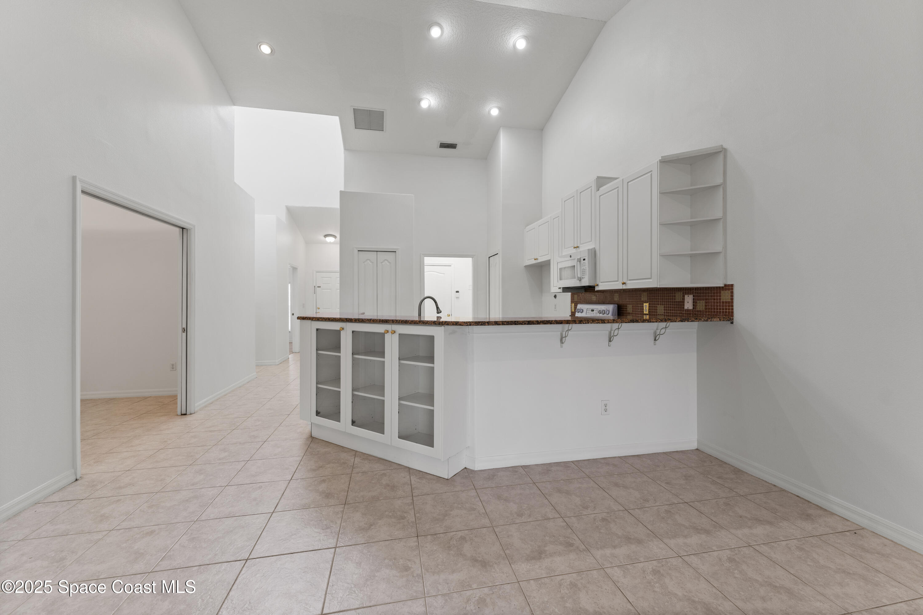 2975 Savoy Drive