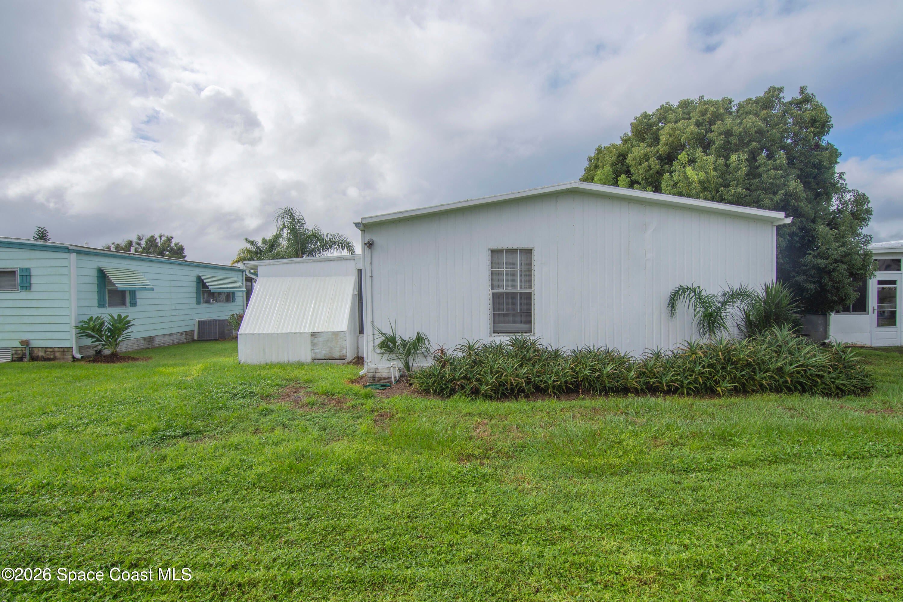 959 Laurel Circle