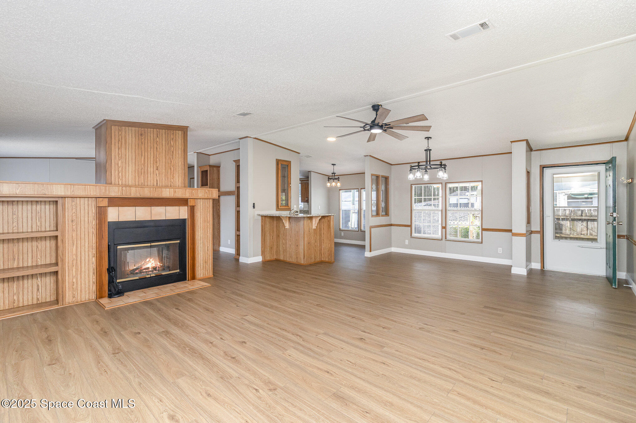 4755 Cambridge Drive
