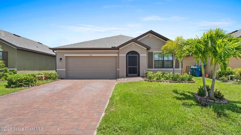 Photo of 1003 Remington Green Drive SE, Palm Bay, FL 32909 (MLS # 1075273)