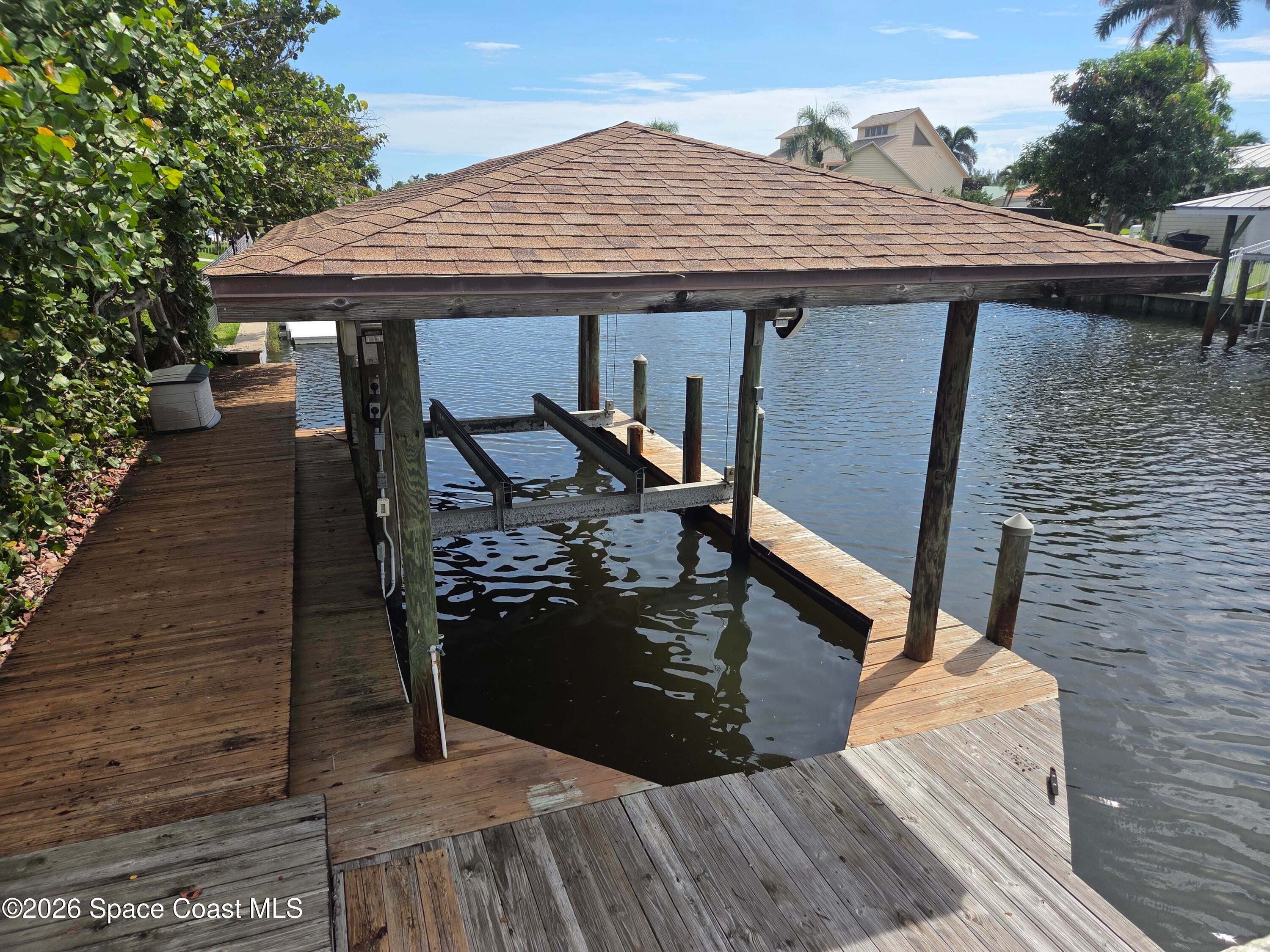 425 Arrowhead Lane