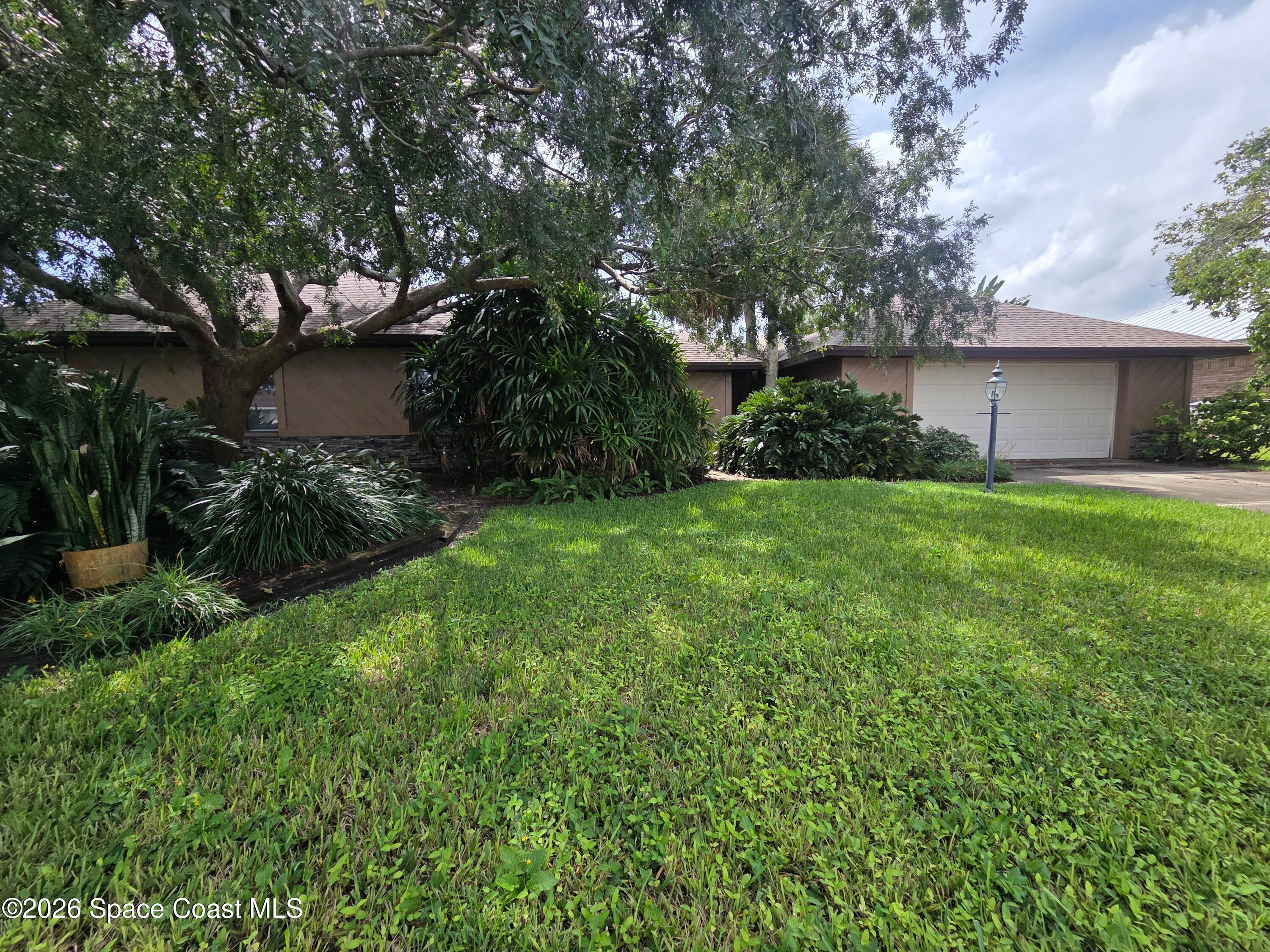 425 Arrowhead Lane