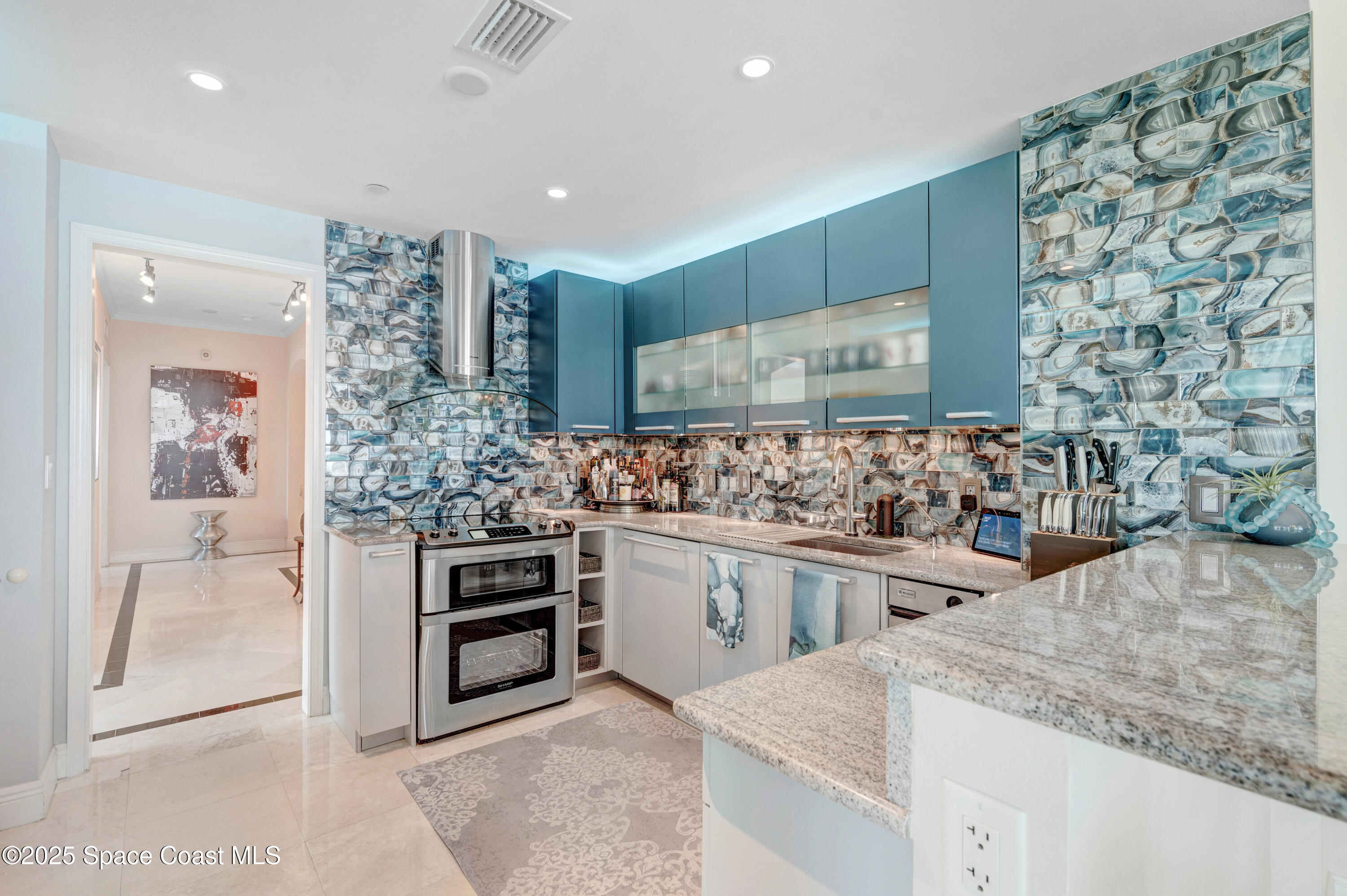 3500 S Atlantic Avenue 102