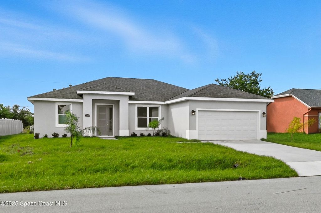 Photo of 1268 Sagola Street SE, Palm Bay, FL 32909 (MLS # 1058840)