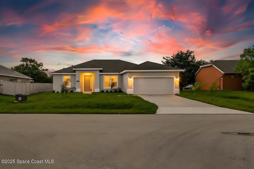 Photo of 1268 Sagola Street SE, Palm Bay, FL 32909 (MLS # 1058840)