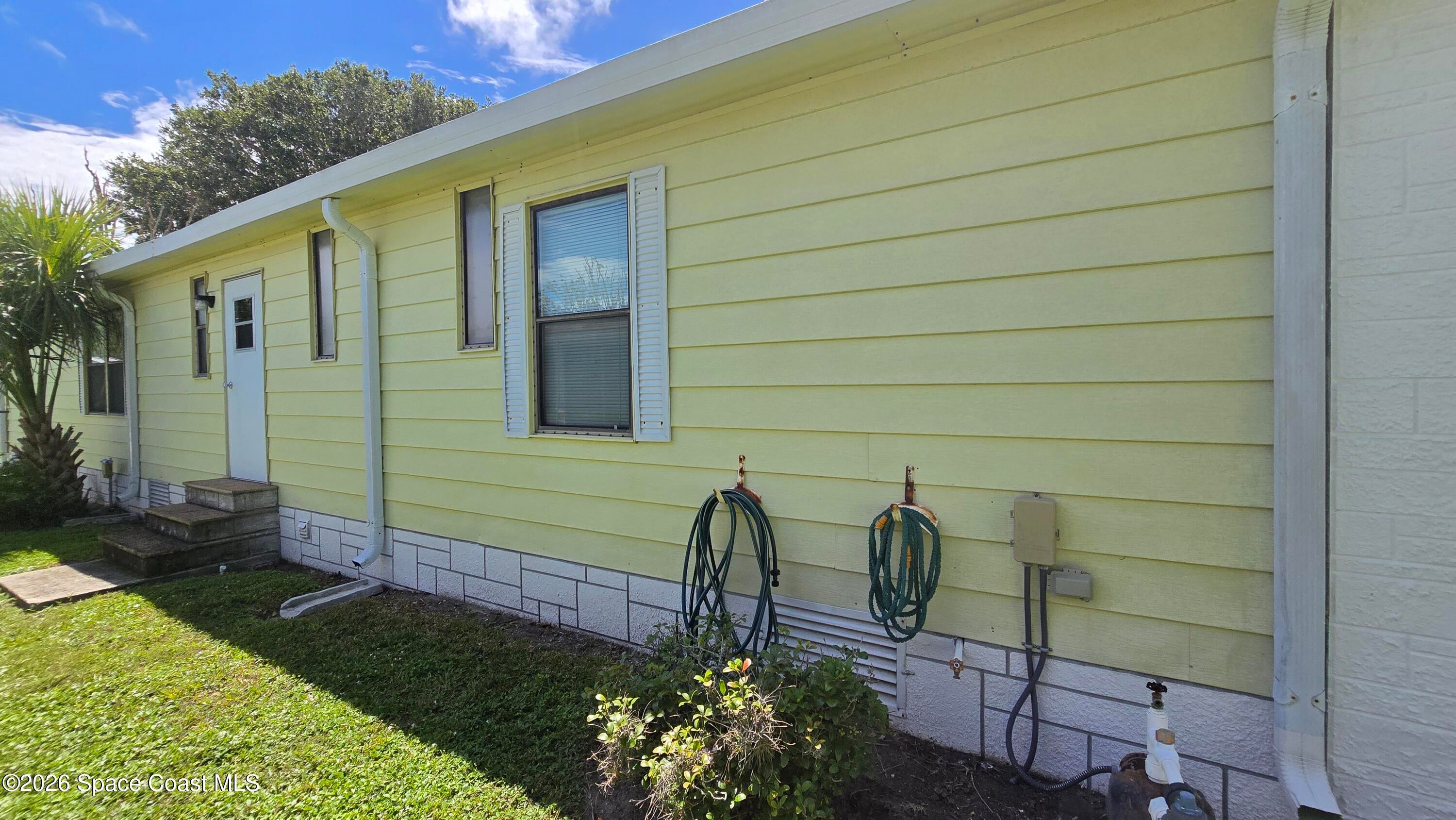 1471 Barefoot Circle