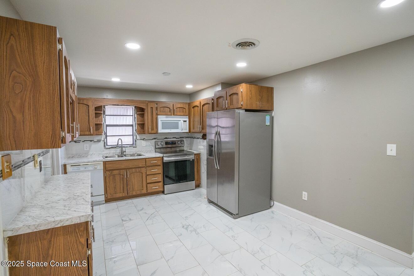 1393 Stanley Drive