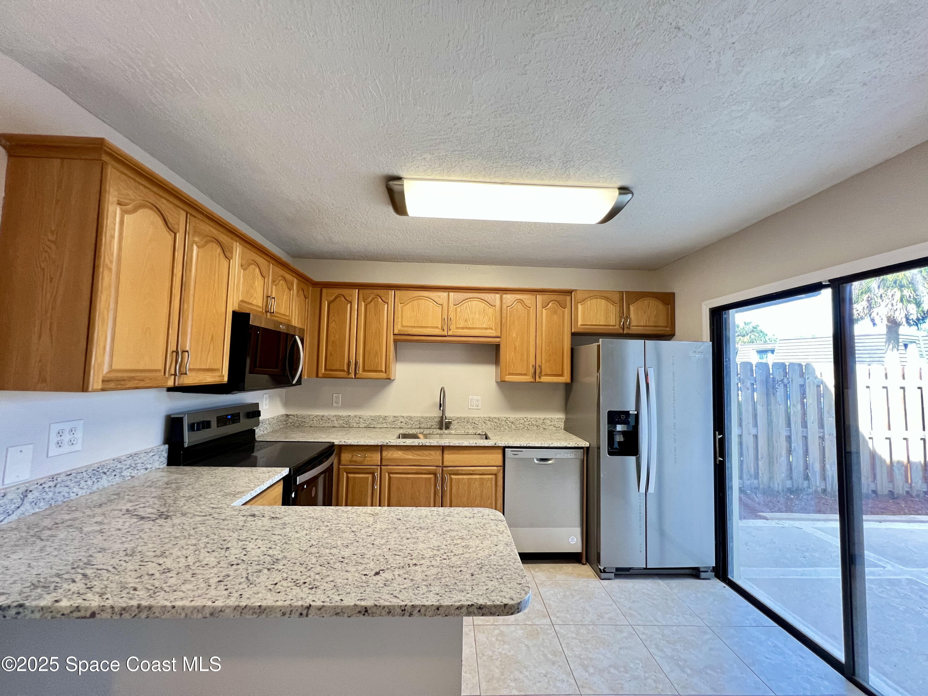 1917 Vista Oaks Circle NE