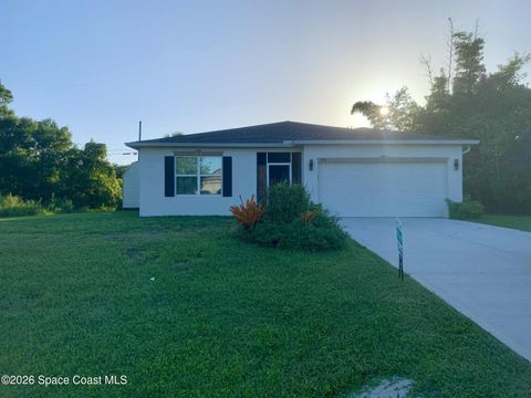 450 Hazel Street Sebastian FL 32958