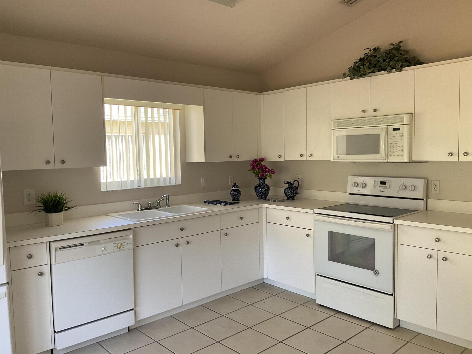 2643 Bradfordt Drive