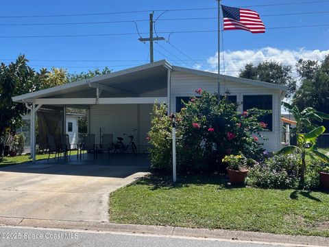 835 Vireo Drive Barefoot Bay FL 32976