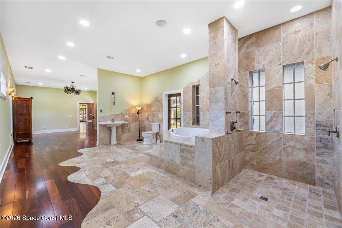 531 Sunset Boulevard