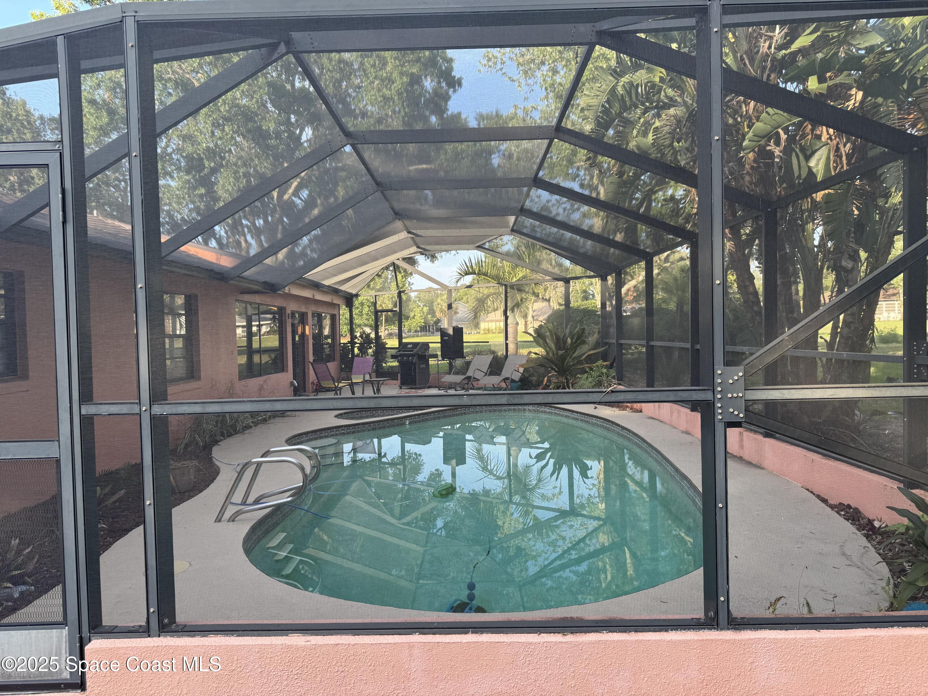 2075 King Richard Drive