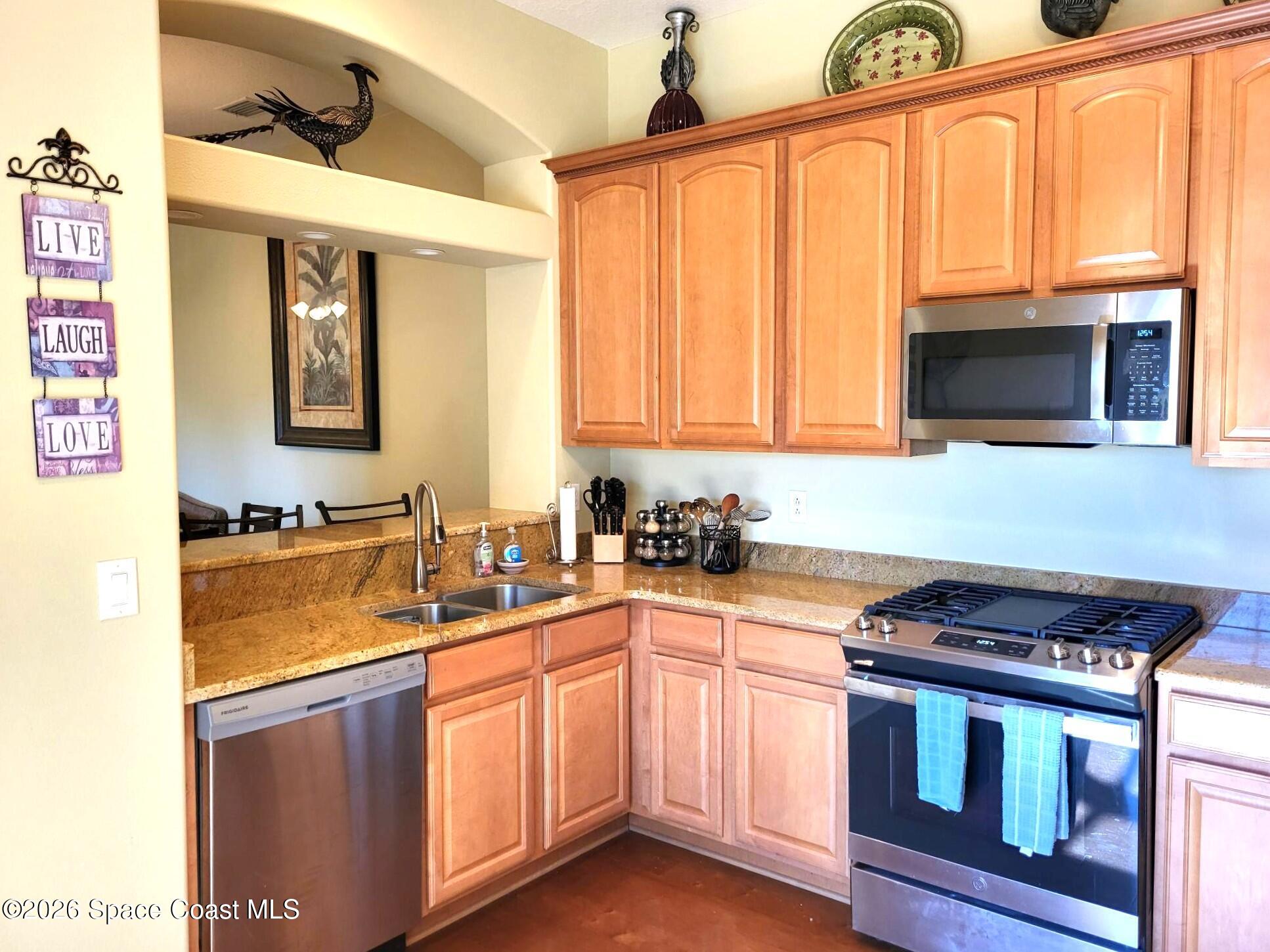 580 Casa Bella Drive 2001