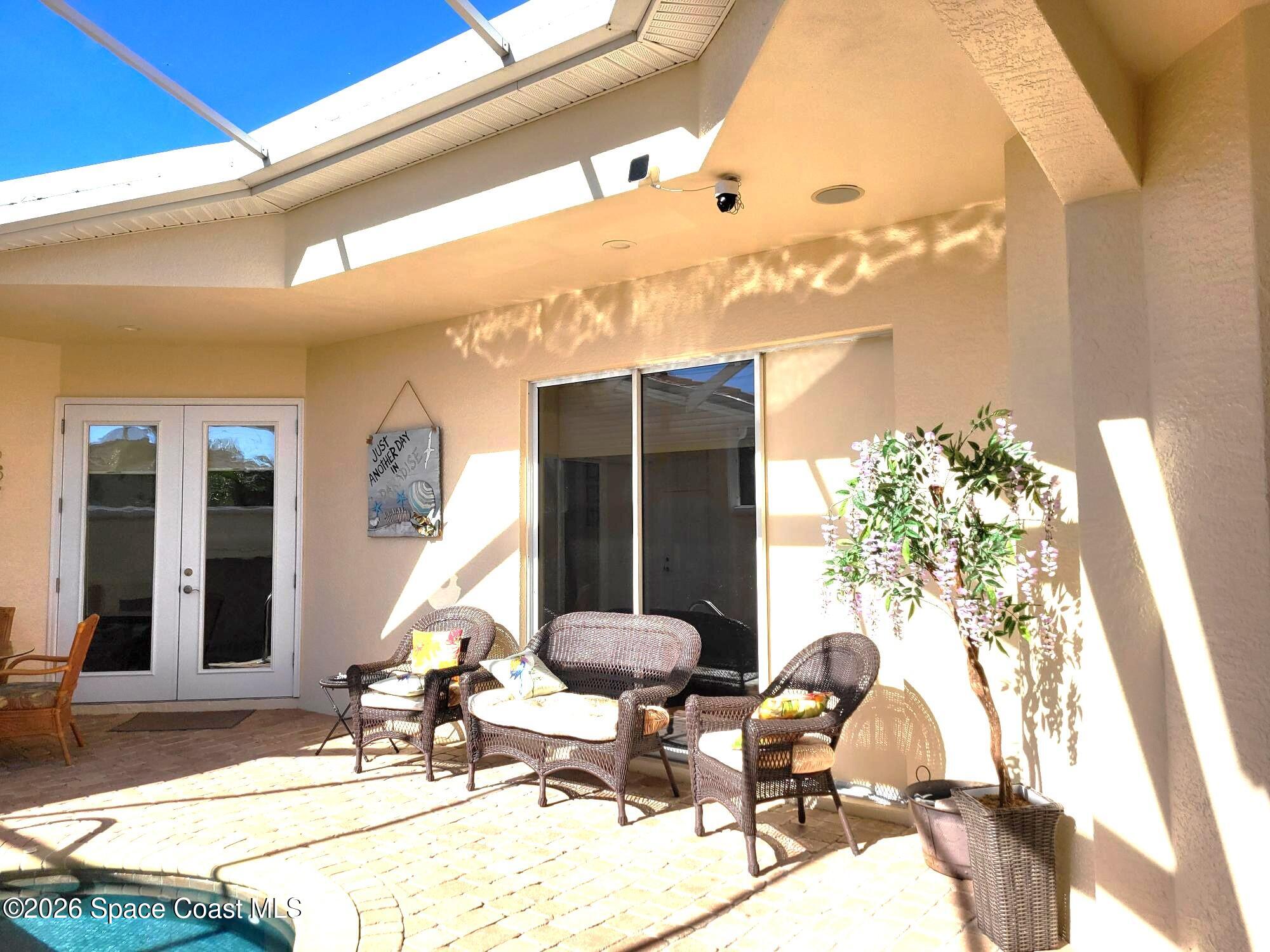 580 Casa Bella Drive 2001