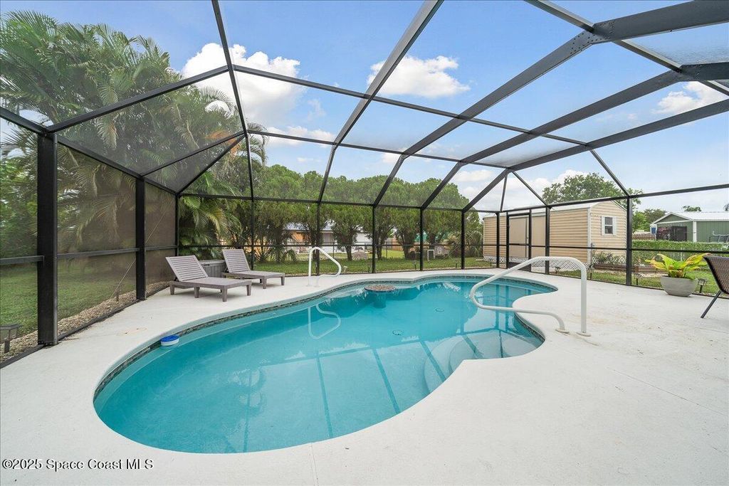 Photo of 1184 Hooper Avenue NE, Palm Bay, FL 32905 (MLS # 1057449)