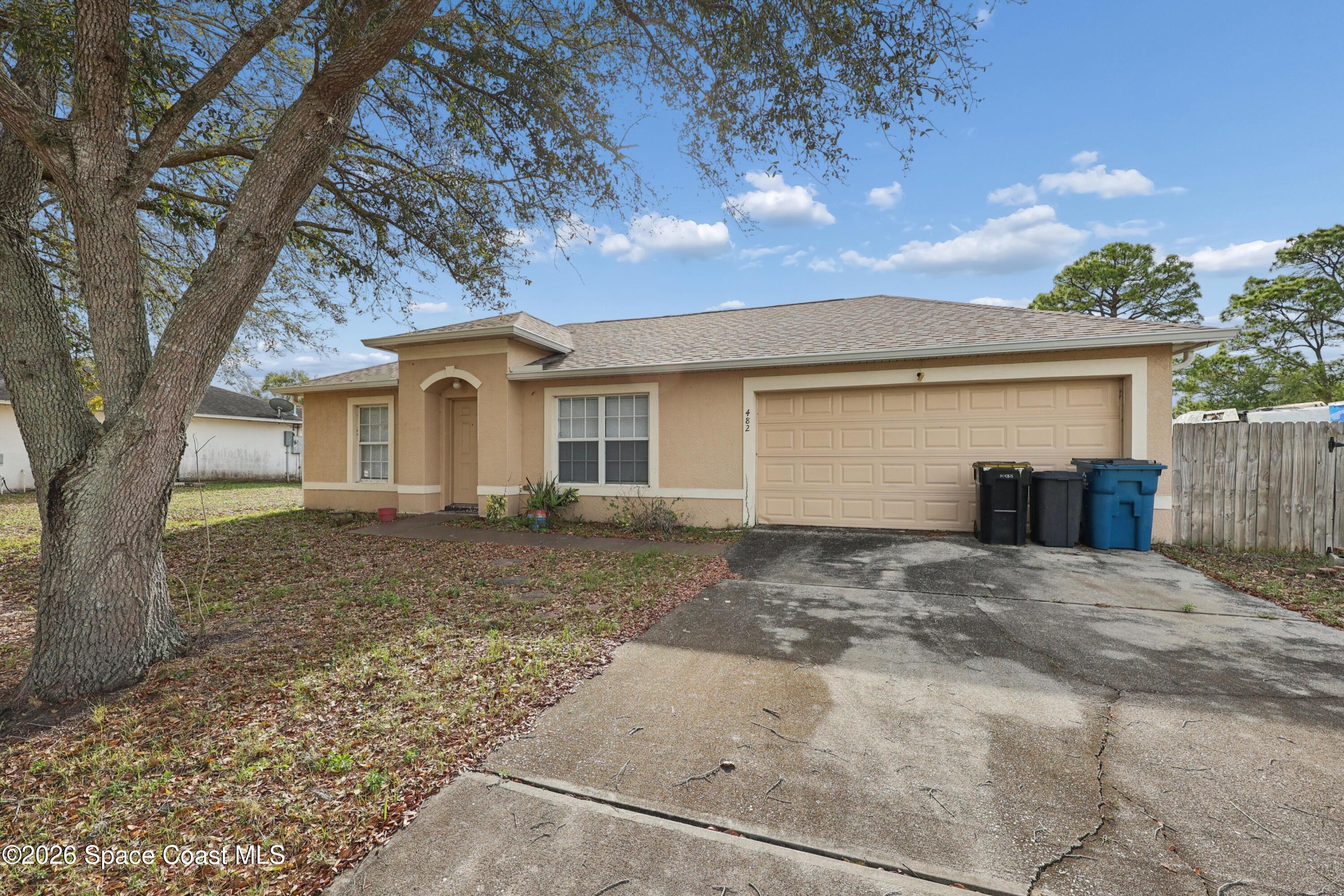 482 Borraclough Avenue