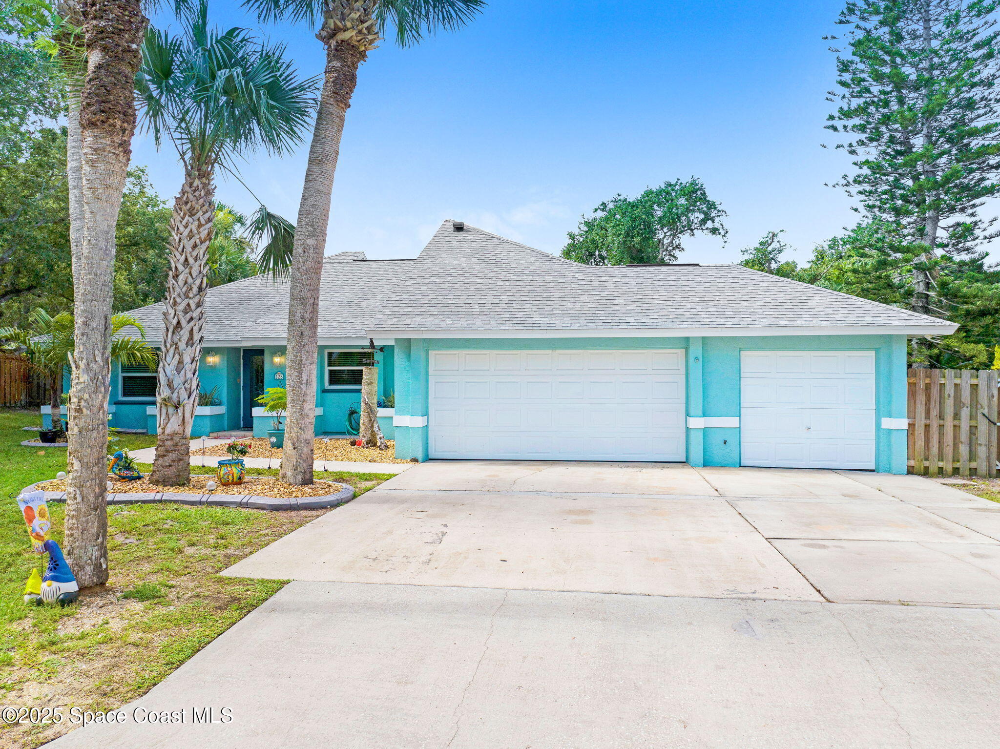 123 Pelican Drive