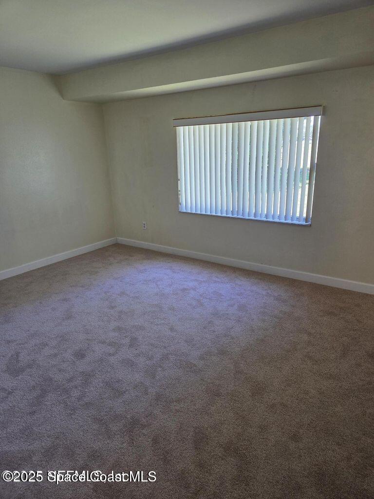 1204 Riviera Drive NE