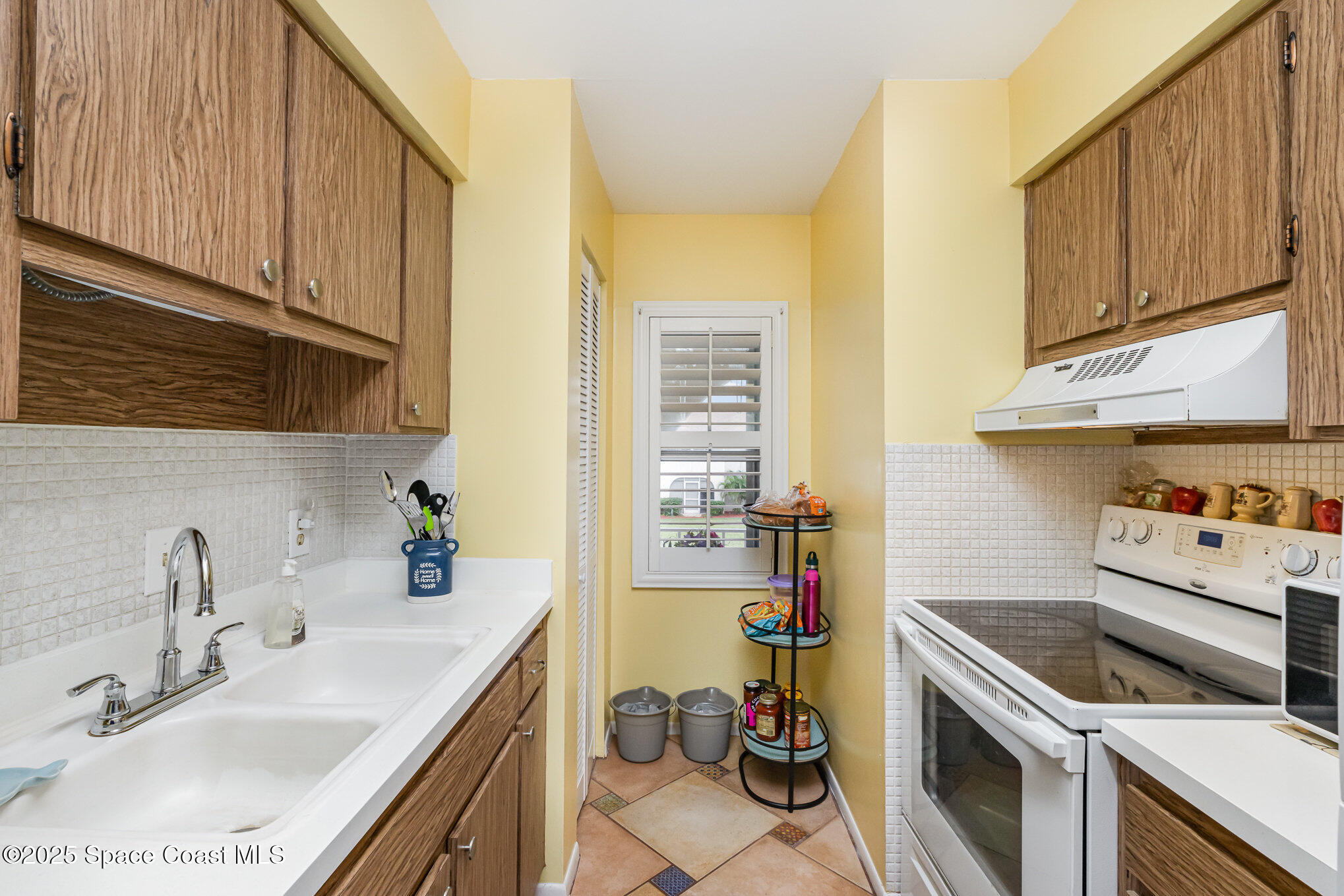1047 Small Court 39