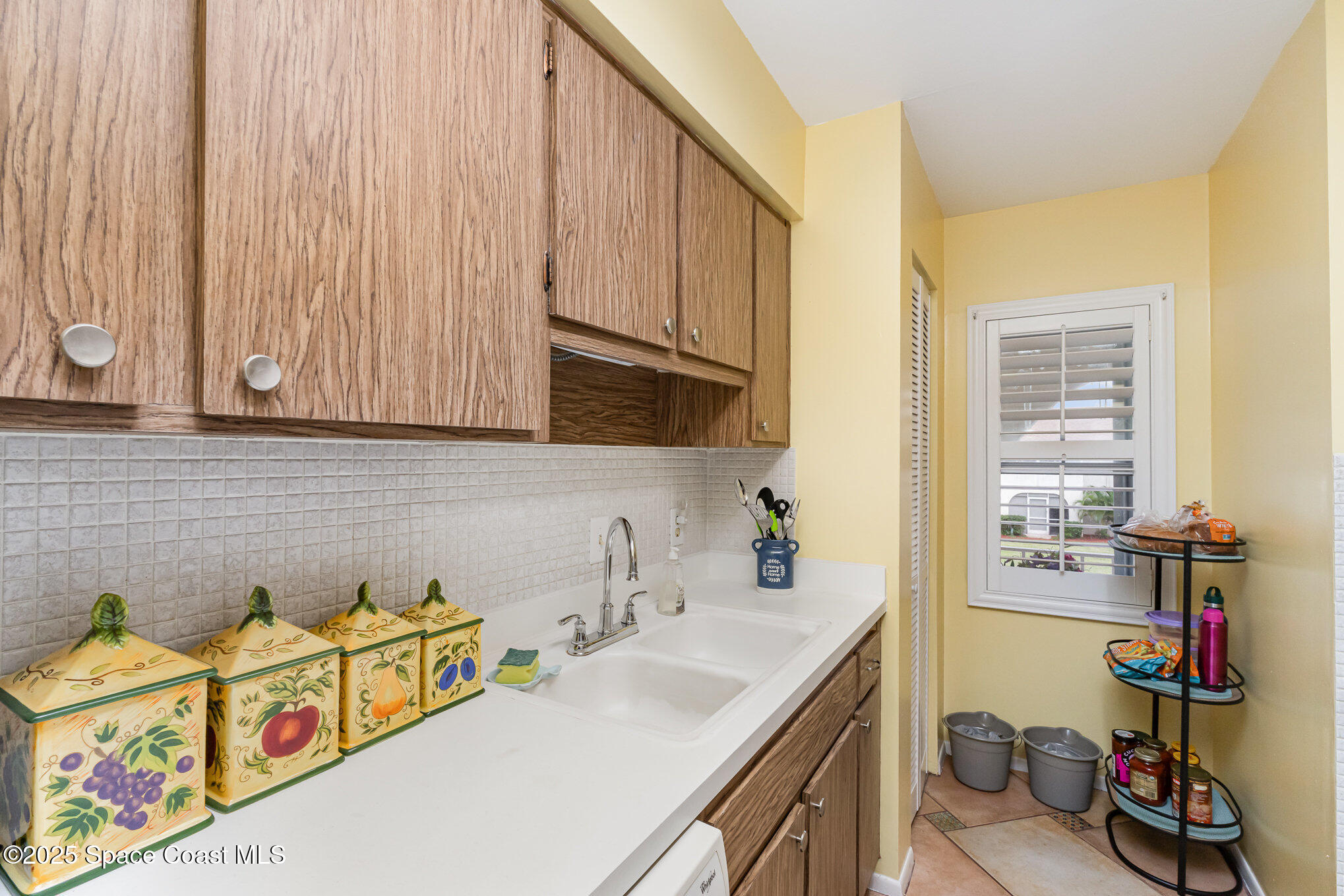 1047 Small Court 39