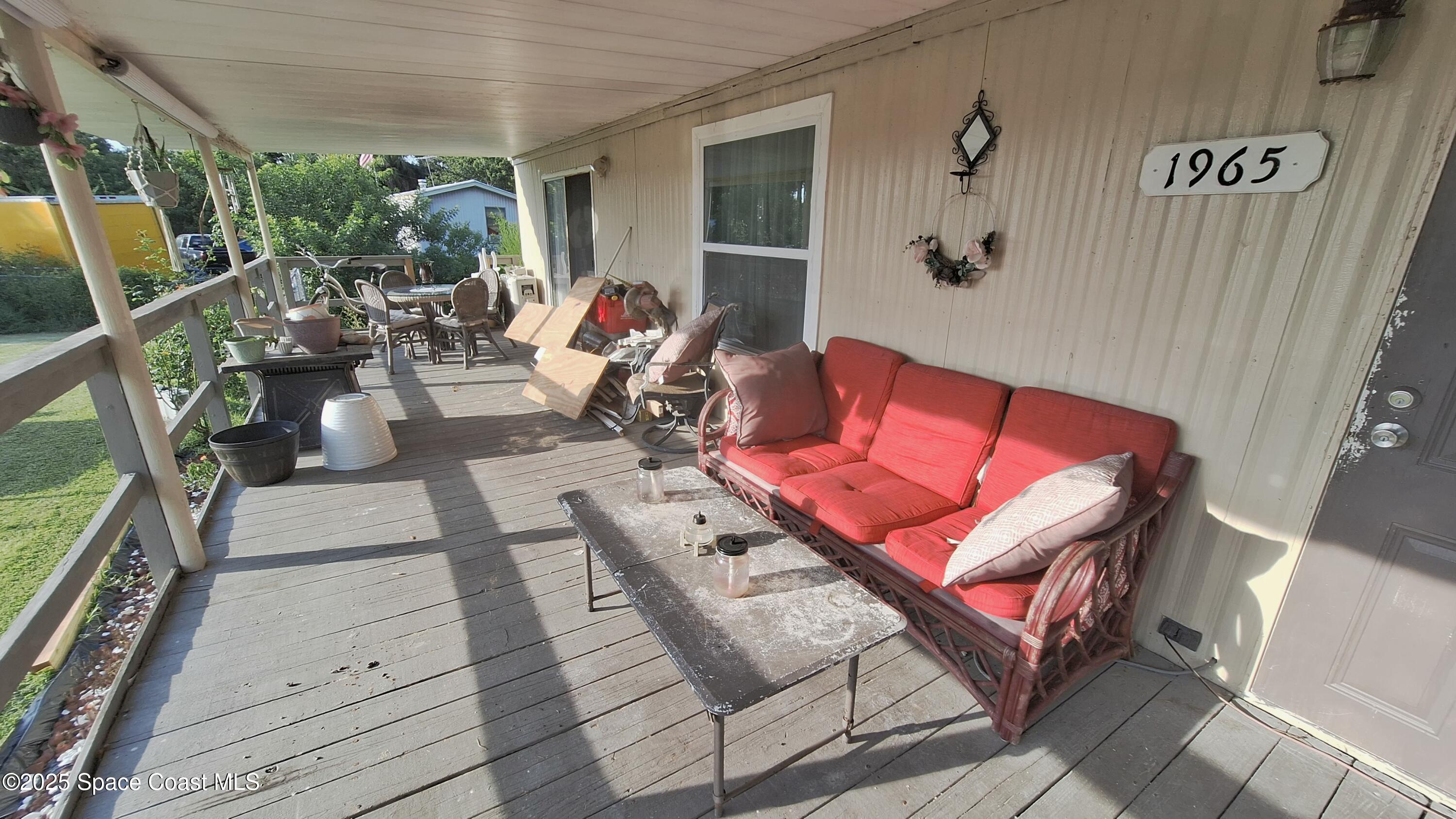 1965 Hammock Road